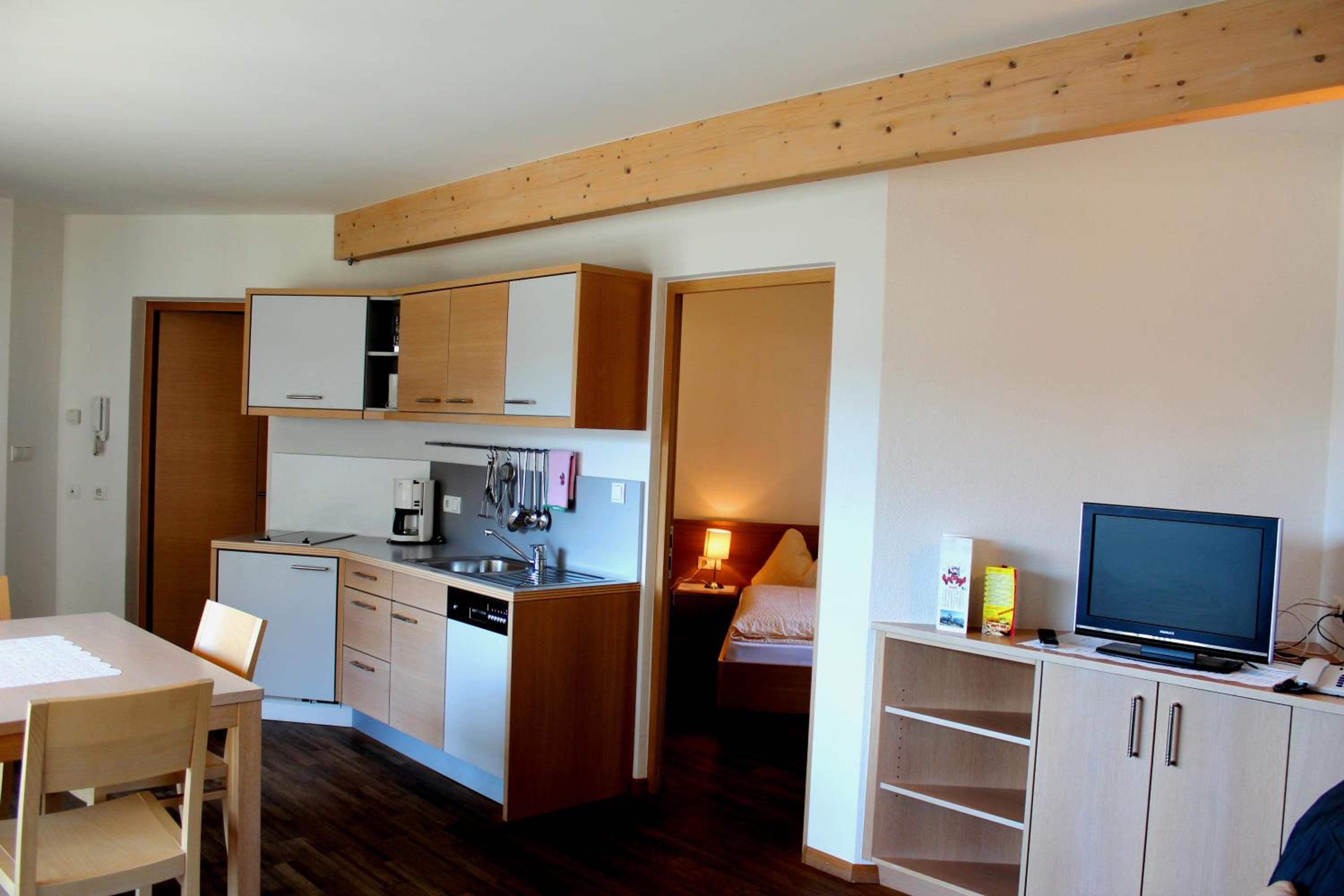 Deluxe Apartment photo 3