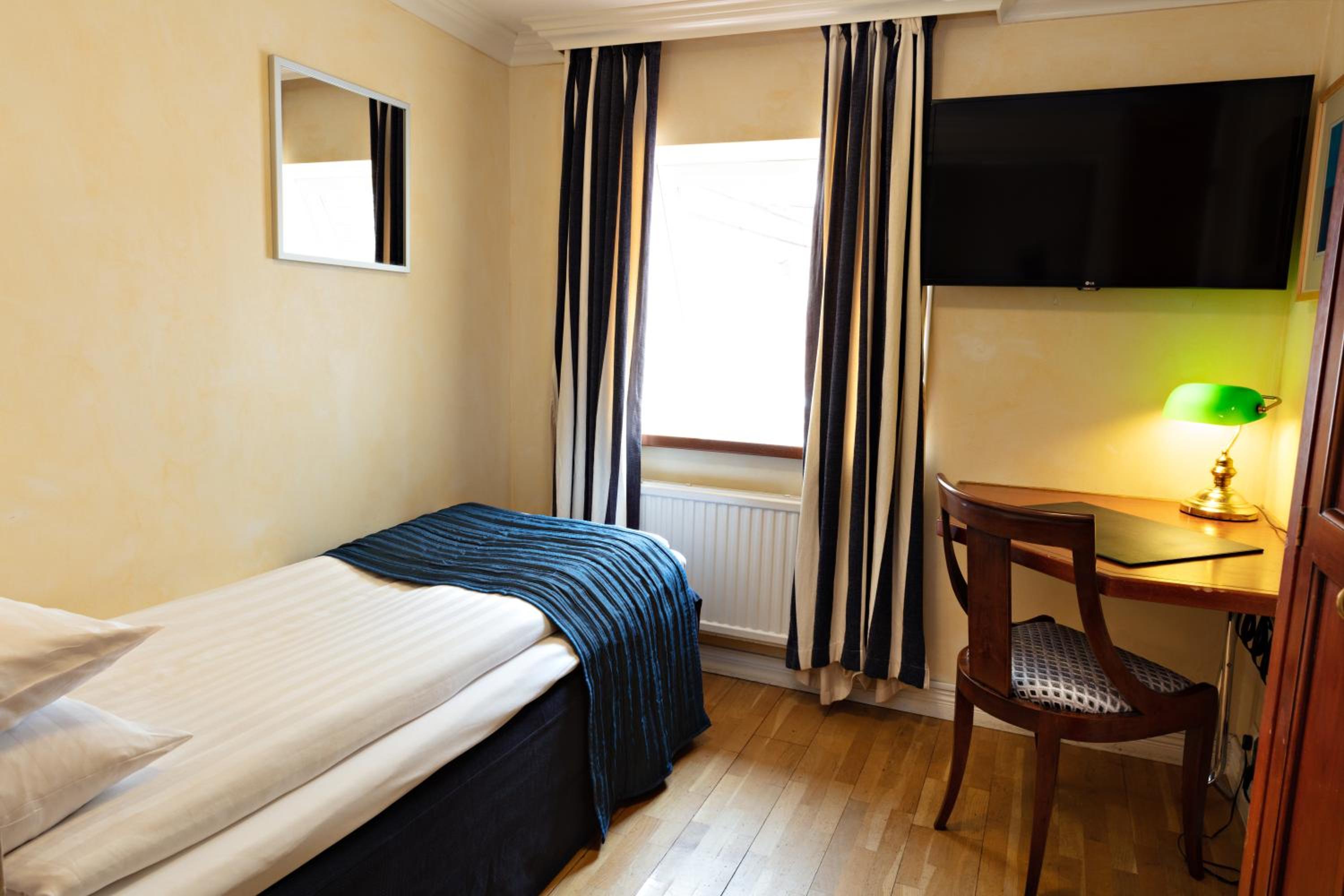 Standard Single Room photo 2