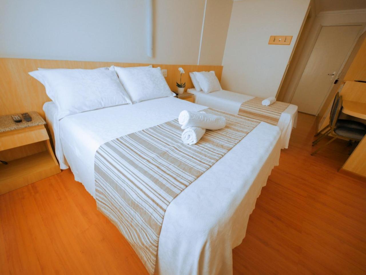 Standard Triple Room - Photo 1