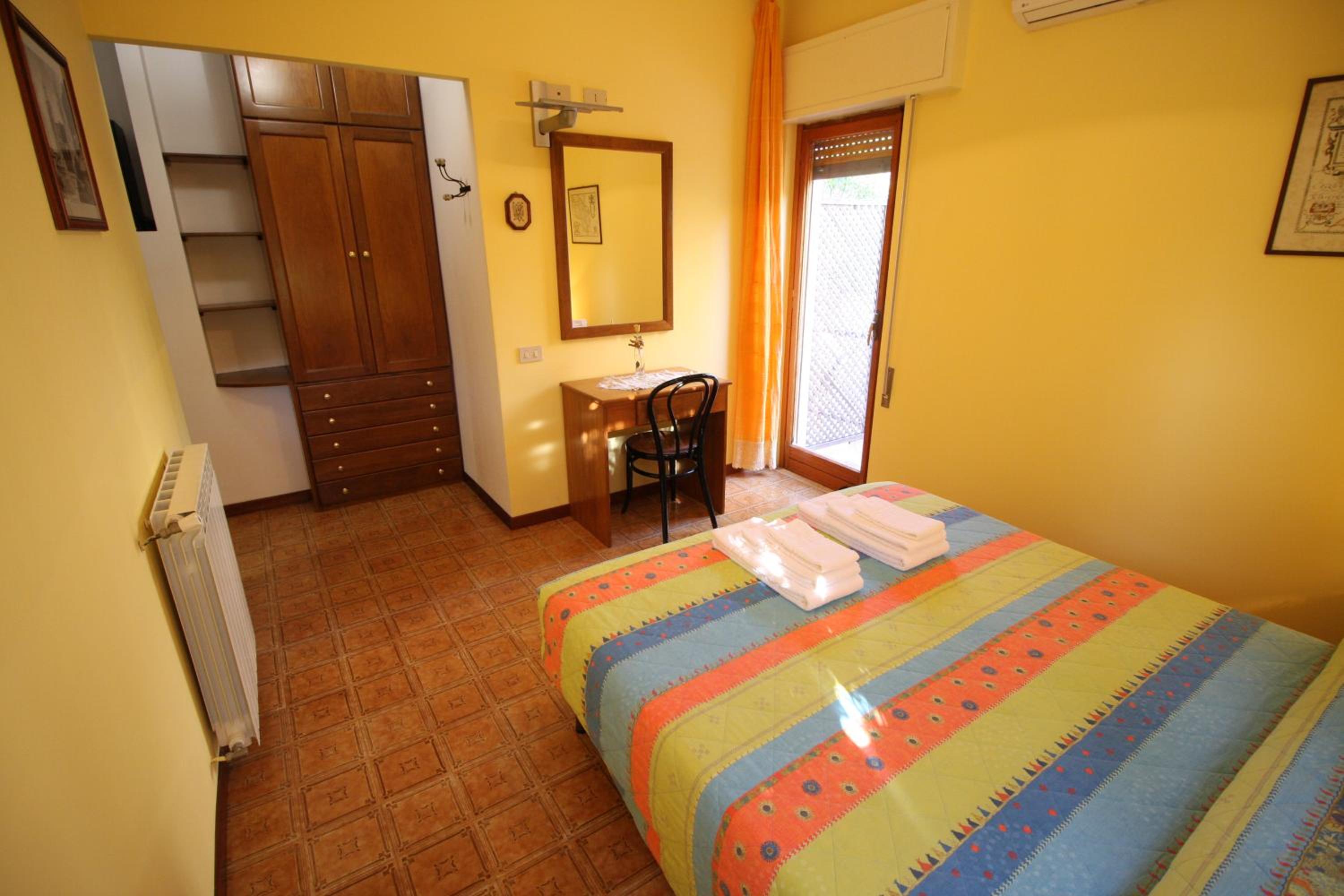 Double or Twin Room with Terrace