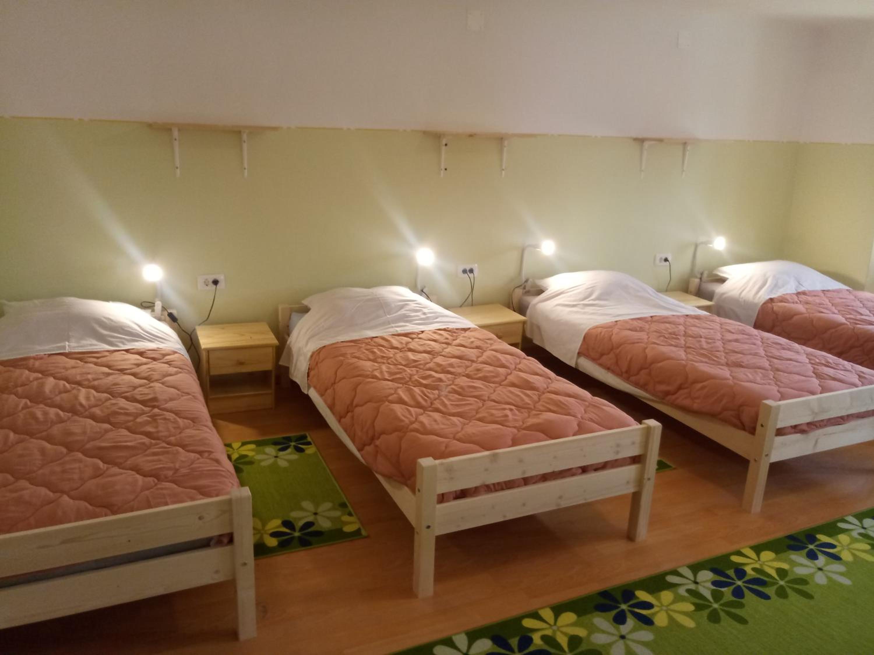 Mixed Dormitory Room photo 3