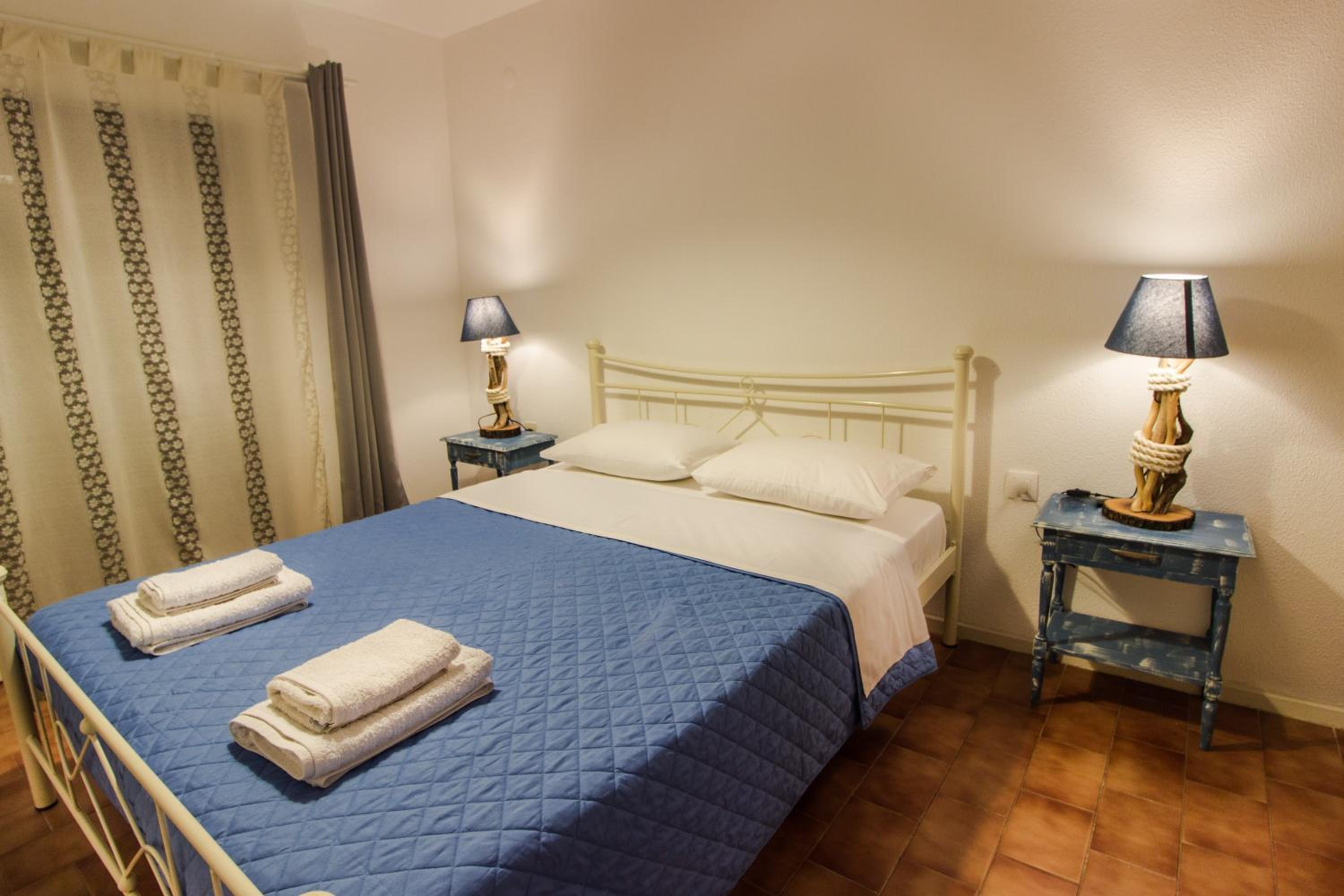 Deluxe Triple Room - Photo 5