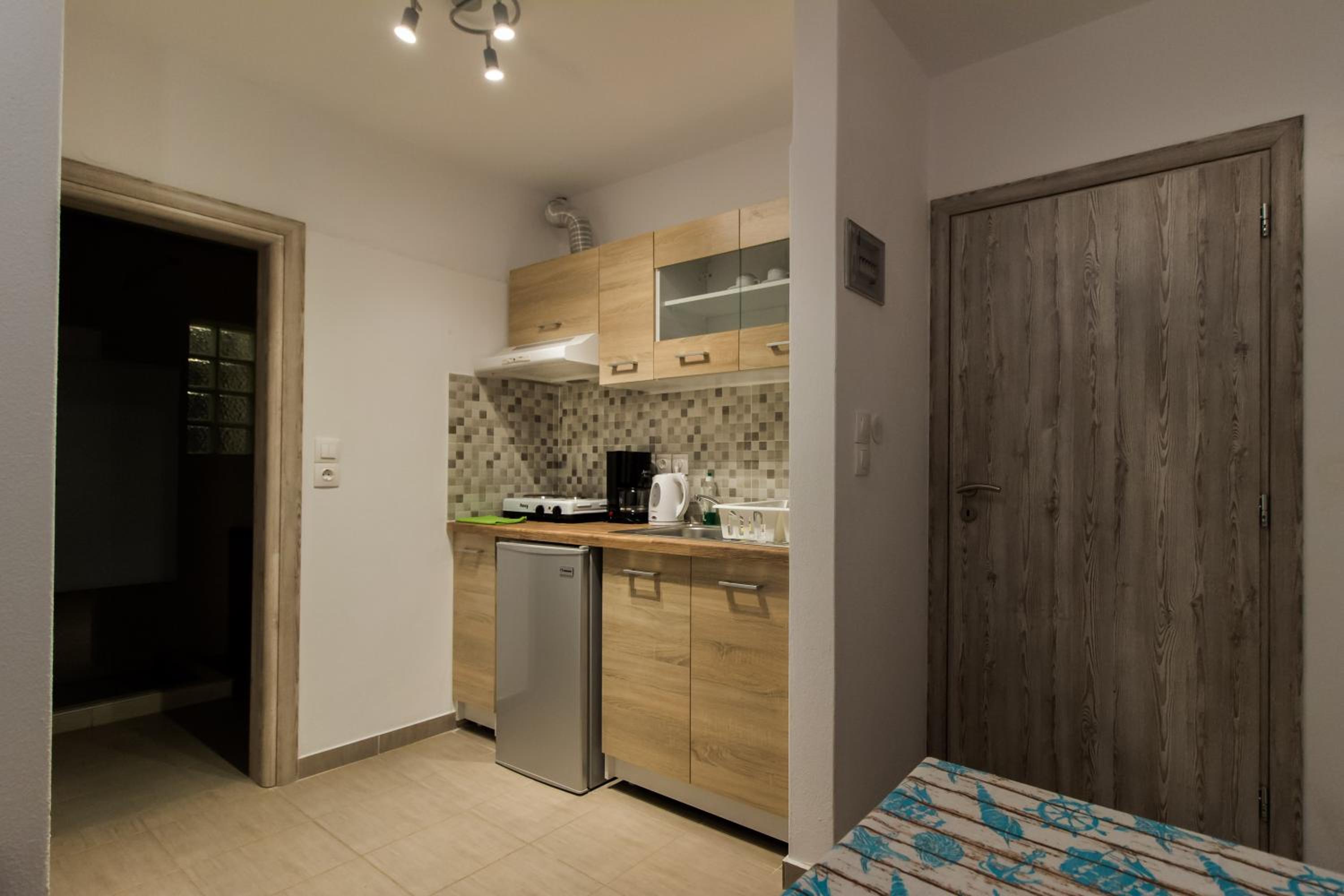 Deluxe Triple Room - Photo 7