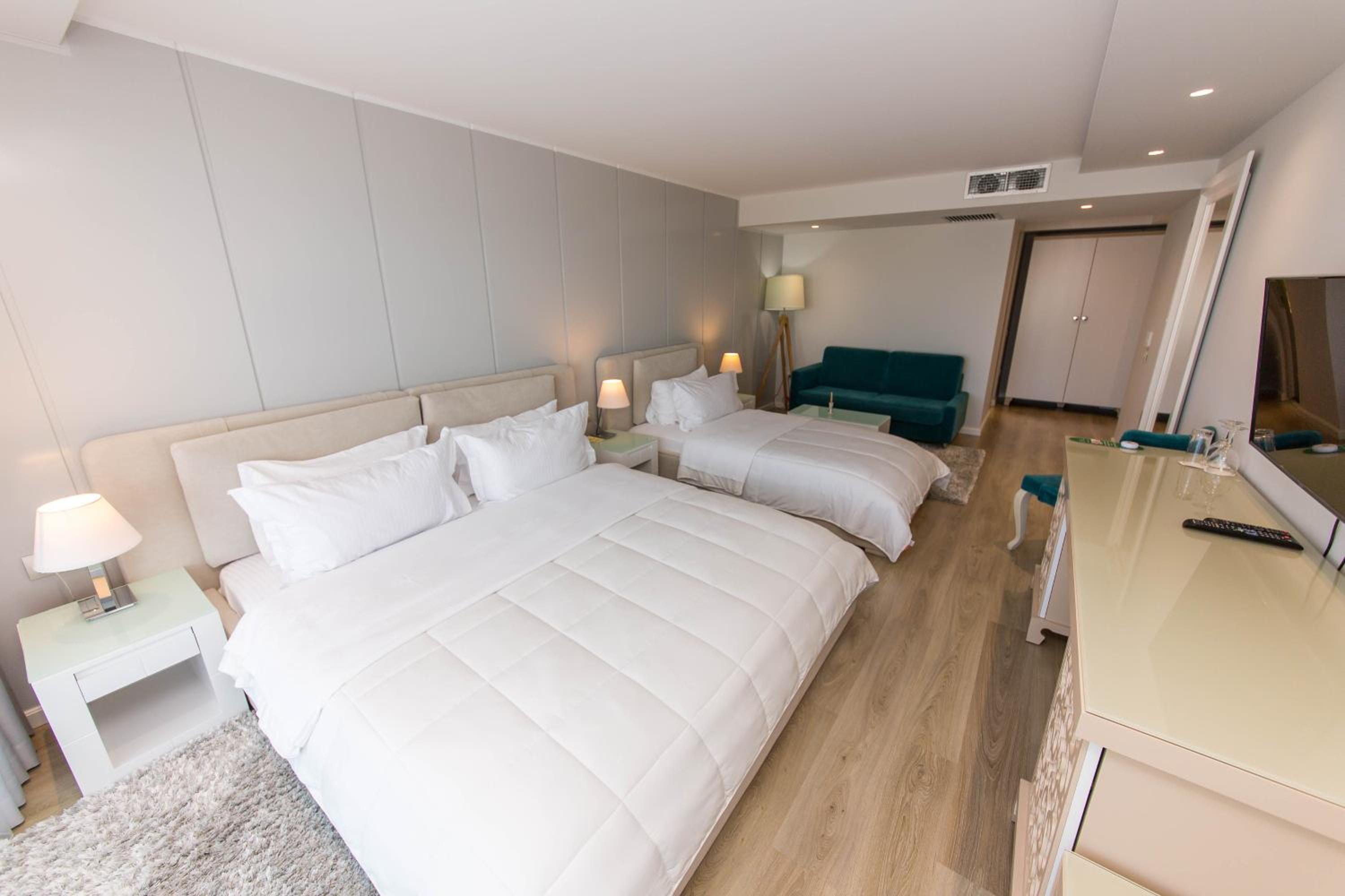 Triple Room with Balcony
