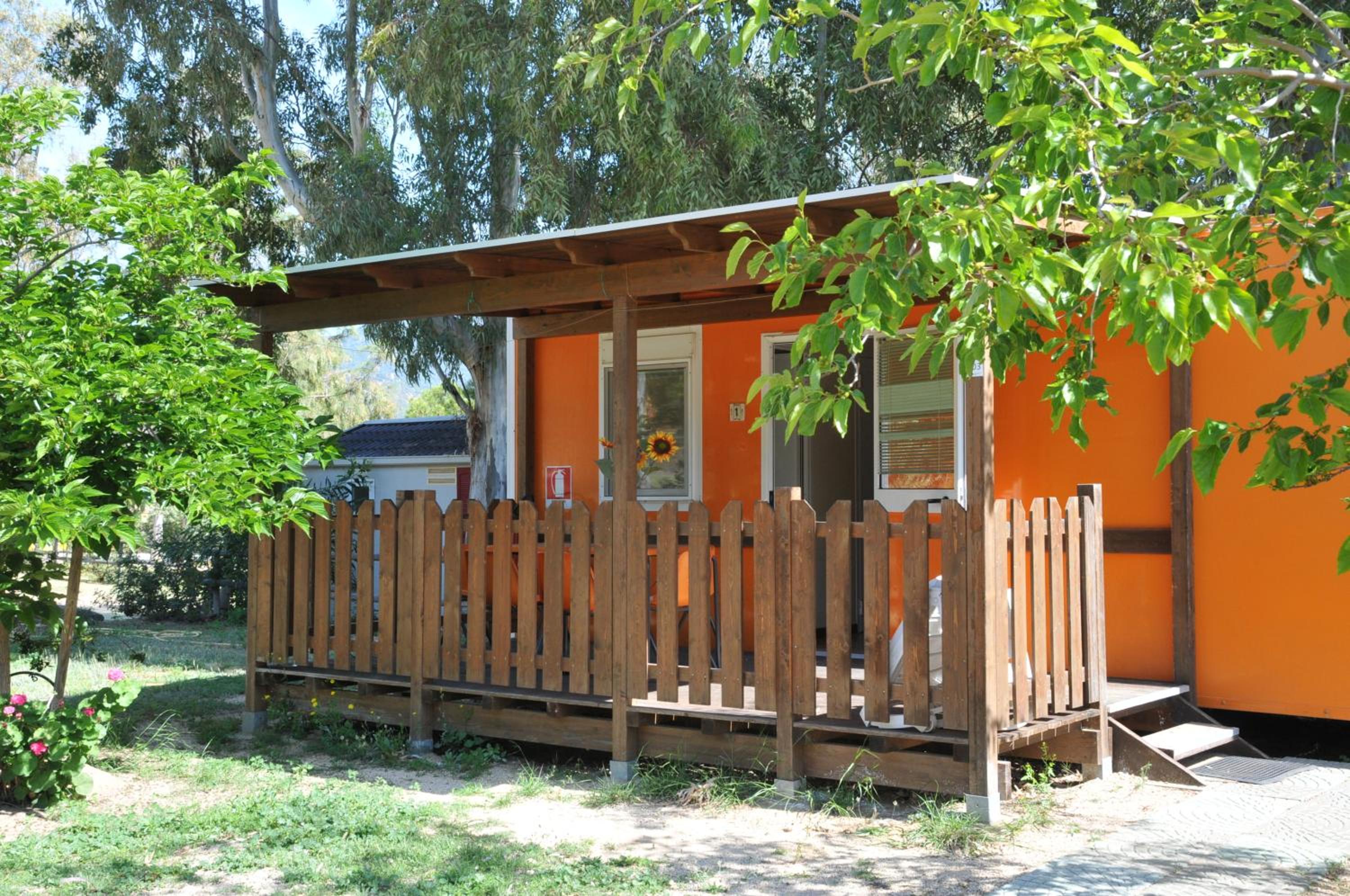 Mobile Home (2 Adults + 2 Children) photo 2