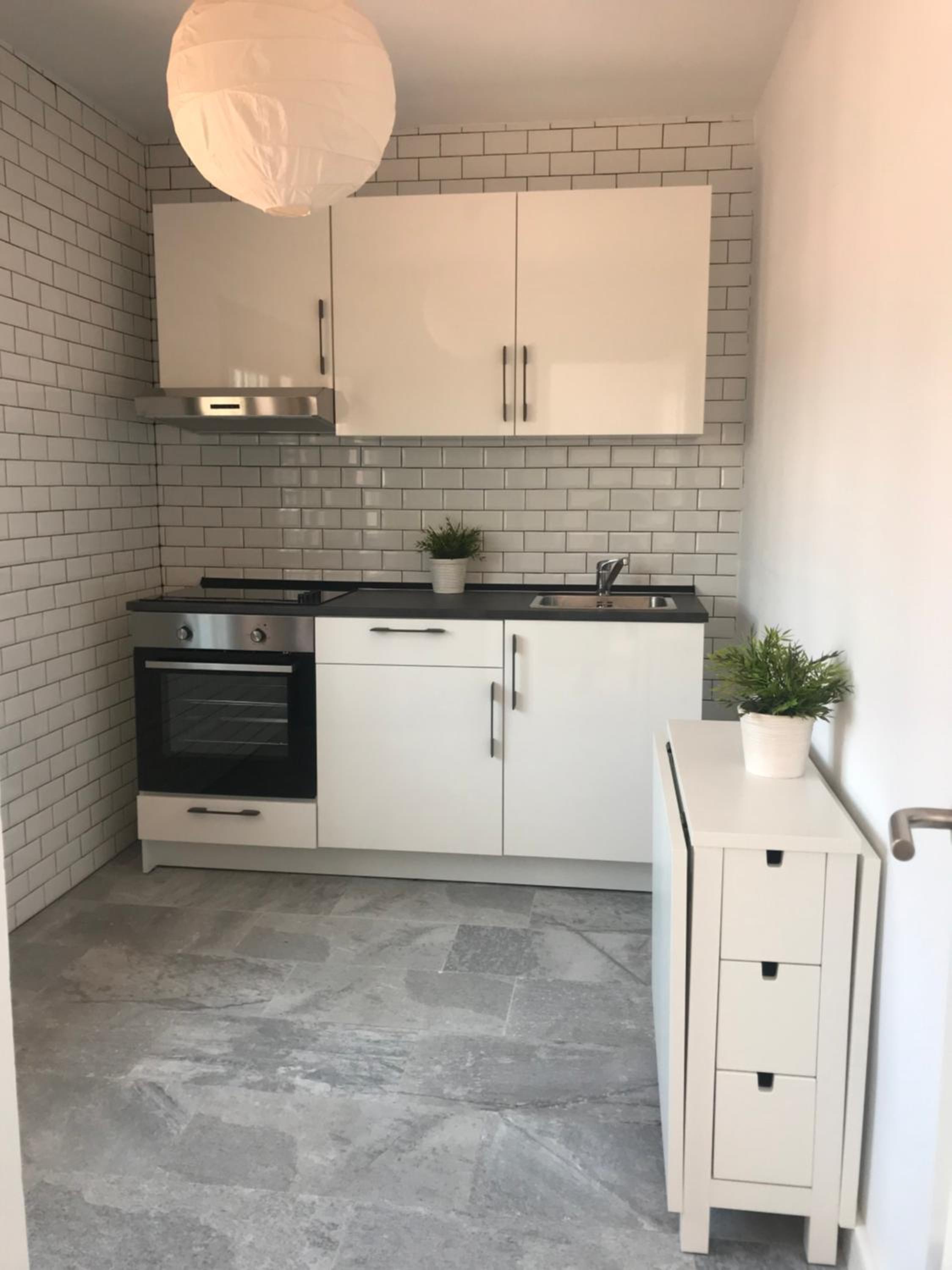 One-Bedroom Apartment - Photo 21