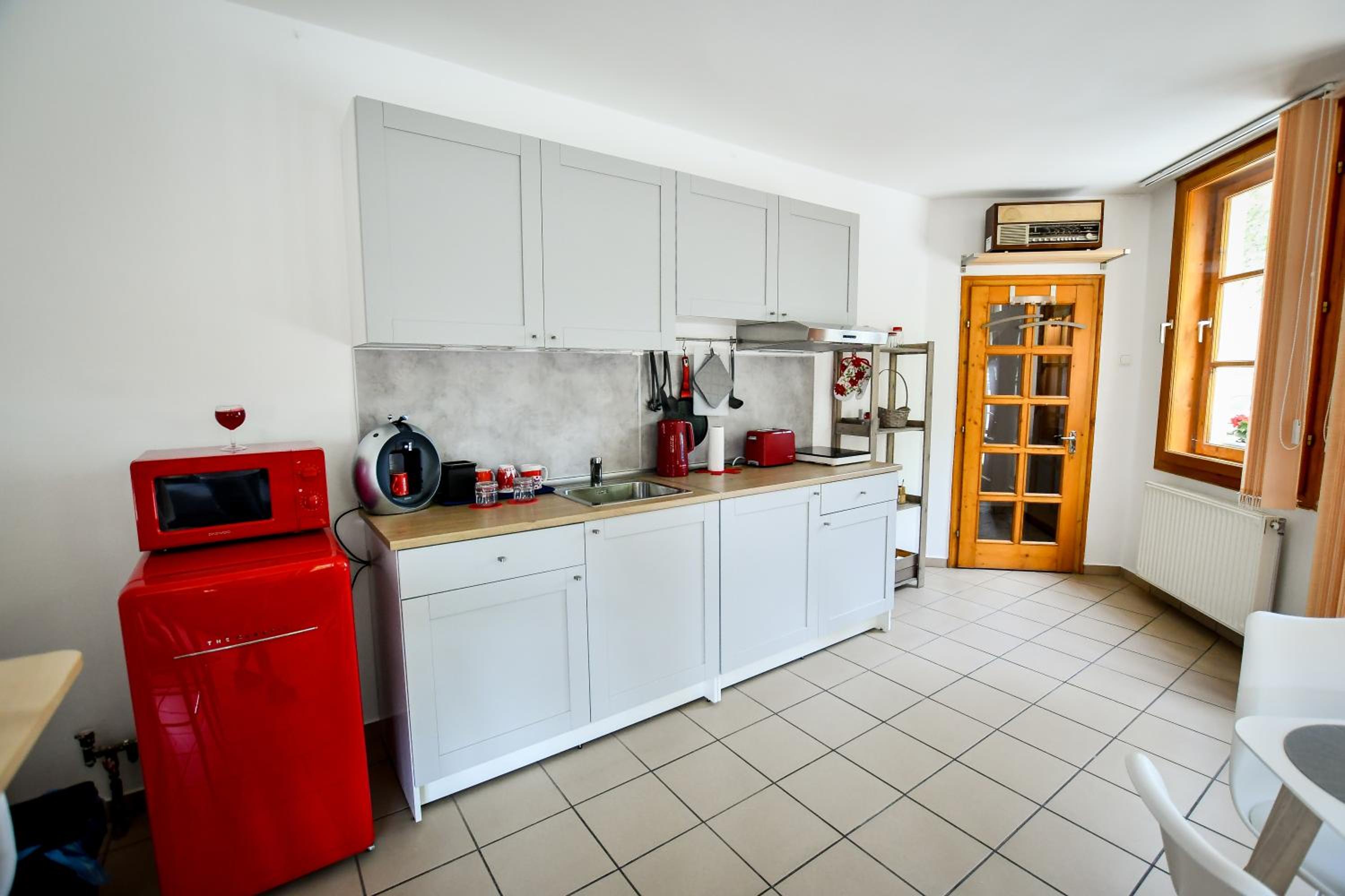 One-Bedroom Apartment - Photo 26