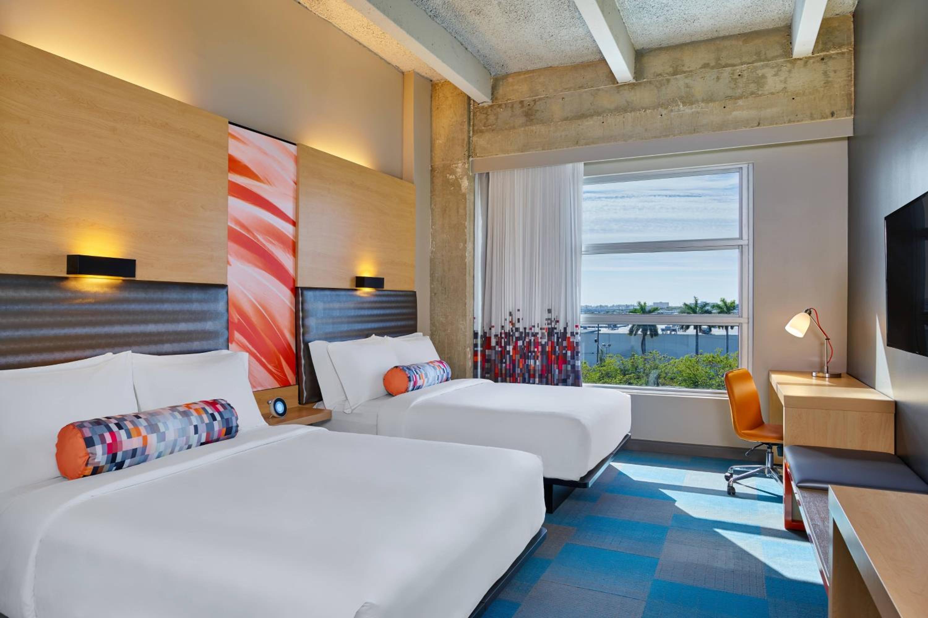 Queen Room with Two Queen Beds, Dual Aspect Windows and Bathtub - Mobility Access