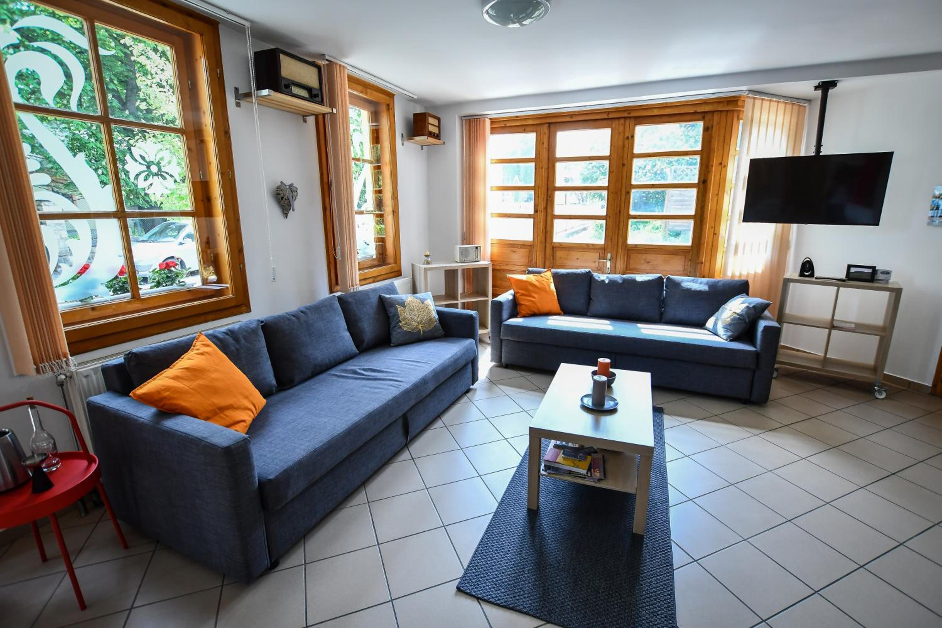One-Bedroom Apartment - Photo 30