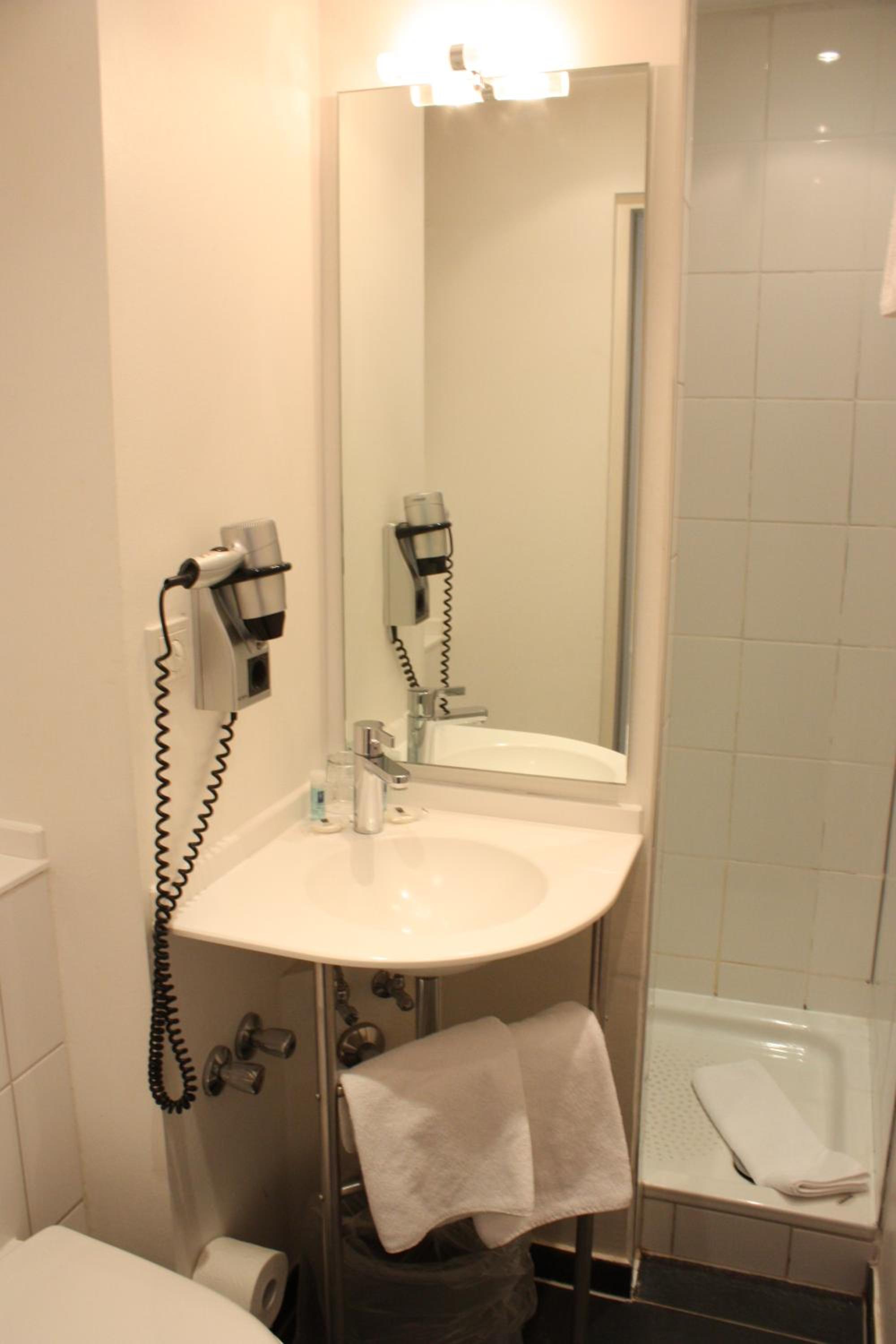 Basic Triple Room - Photo 2