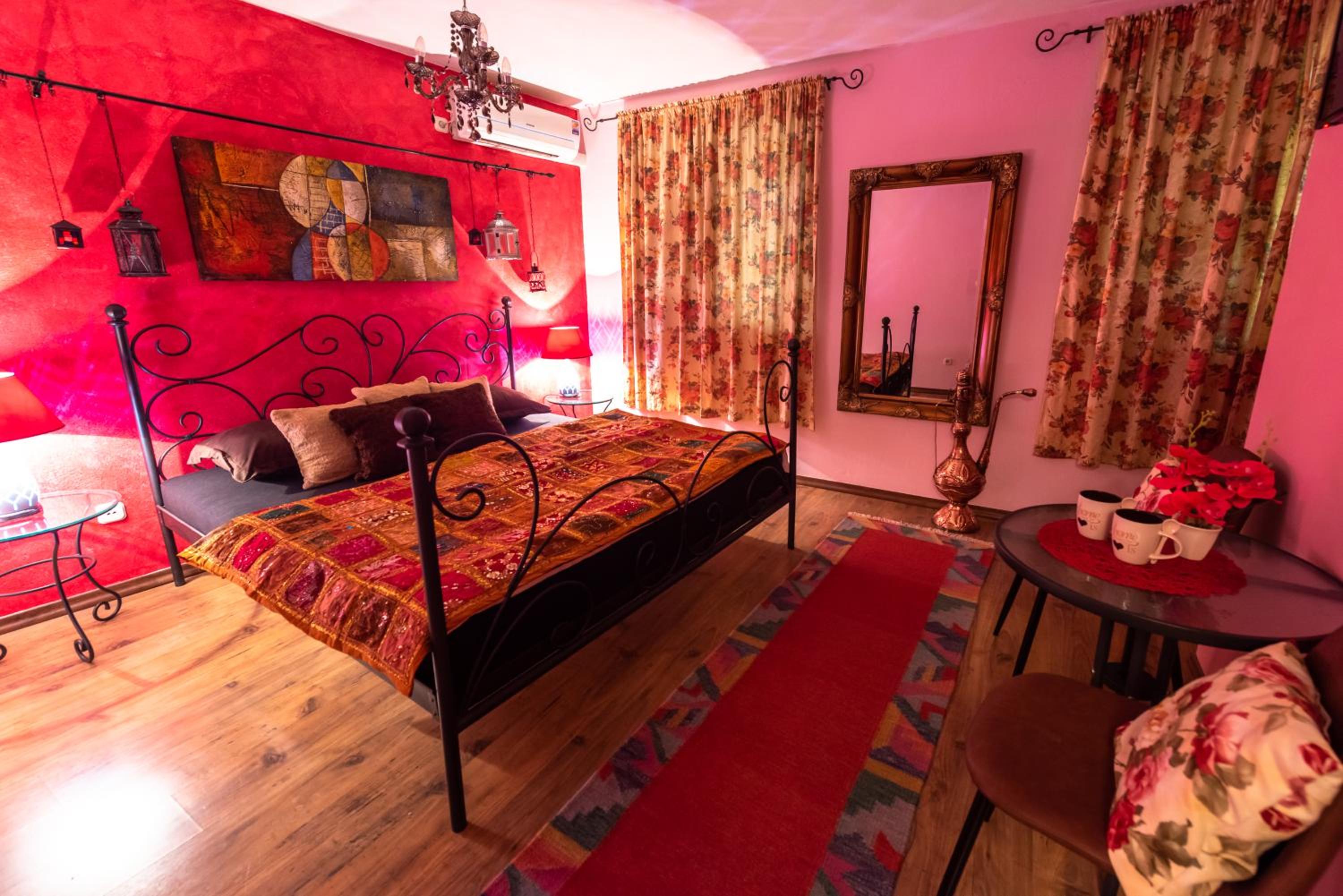 Double Room with Private Bathroom photo 2