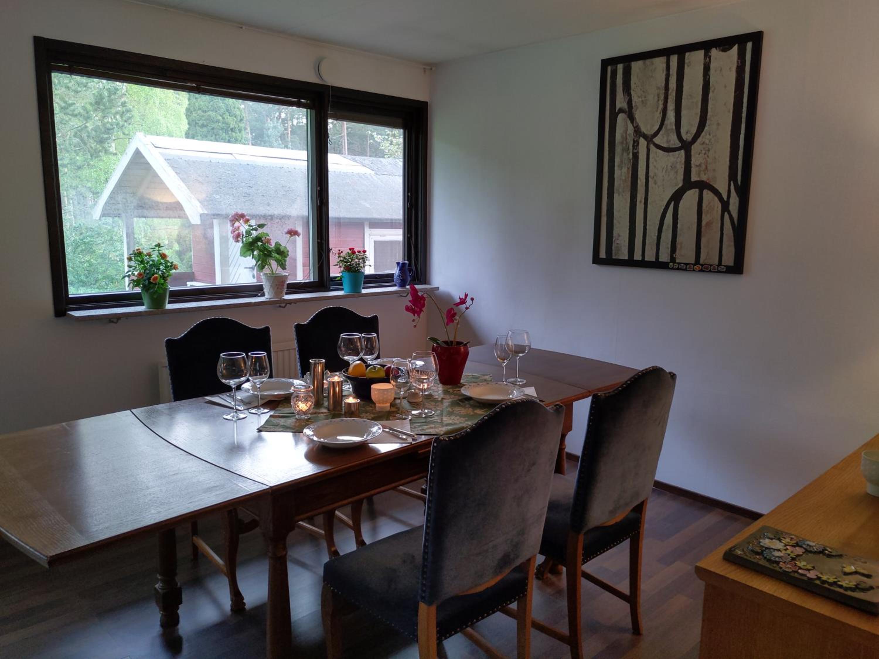 Three-Bedroom House - Photo 18