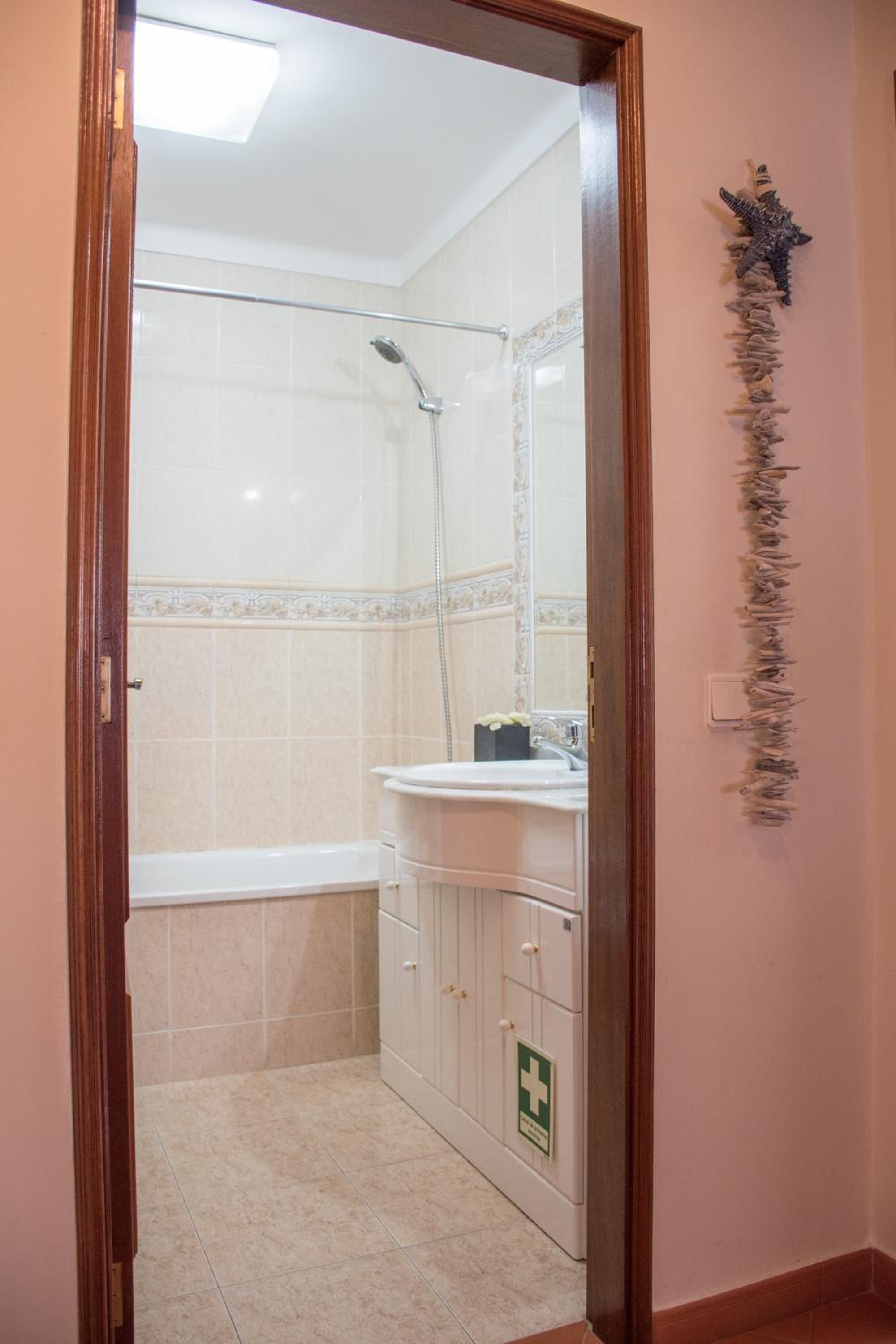 Two-Bedroom Apartment - Photo 7