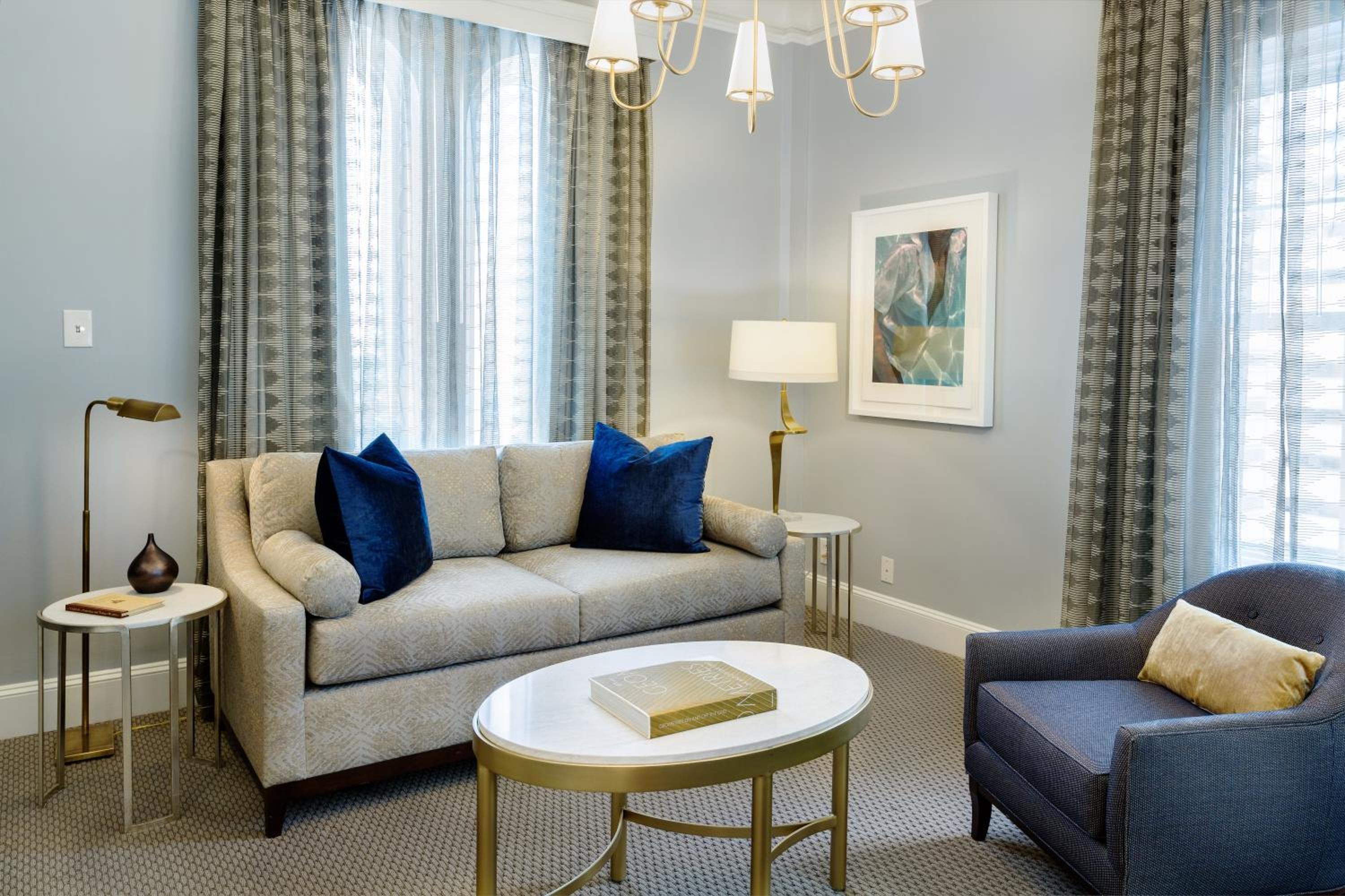 Executive One-Bedroom Suite - Photo 6