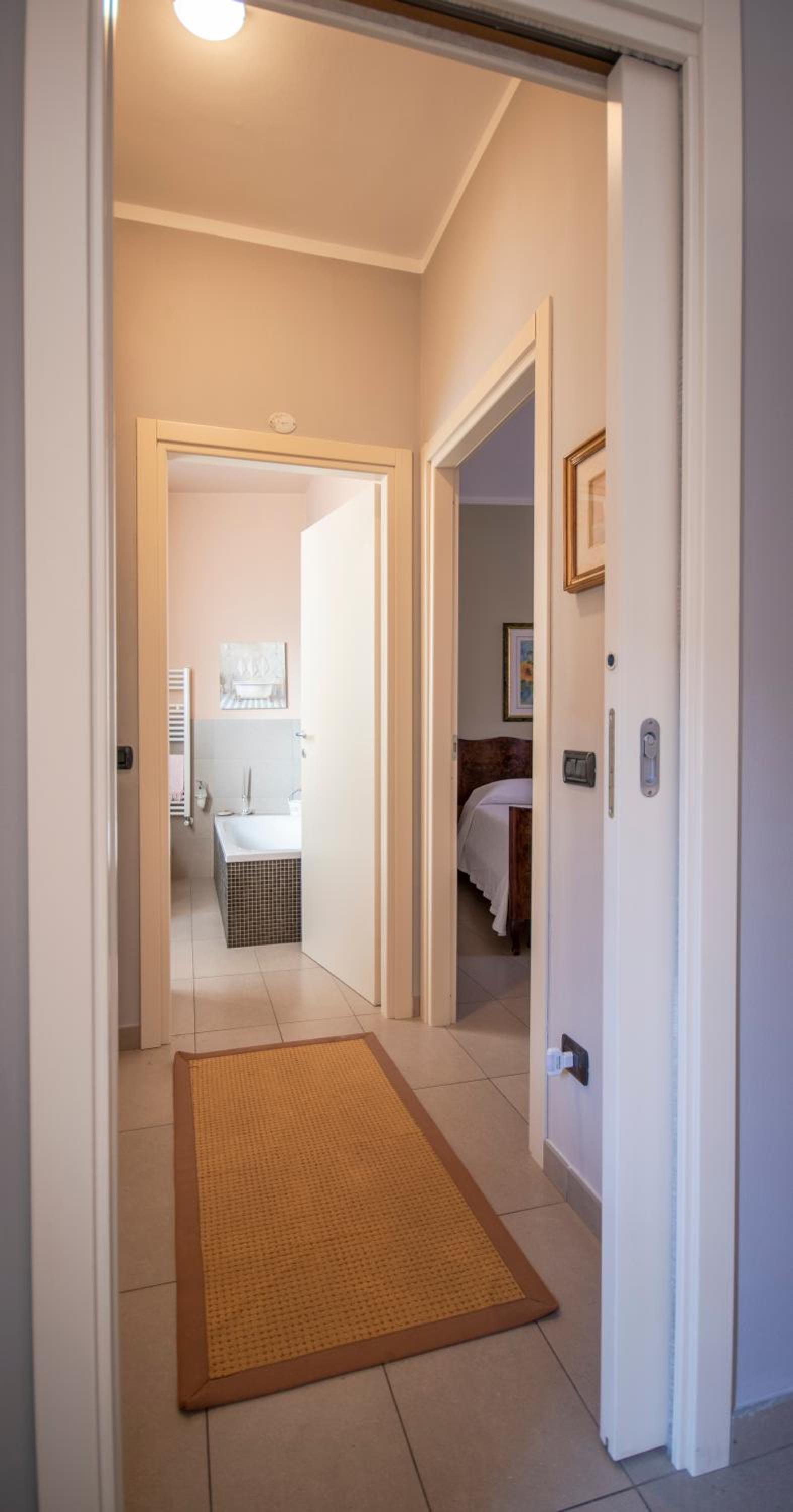 Double Room with Private Bathroom photo 1