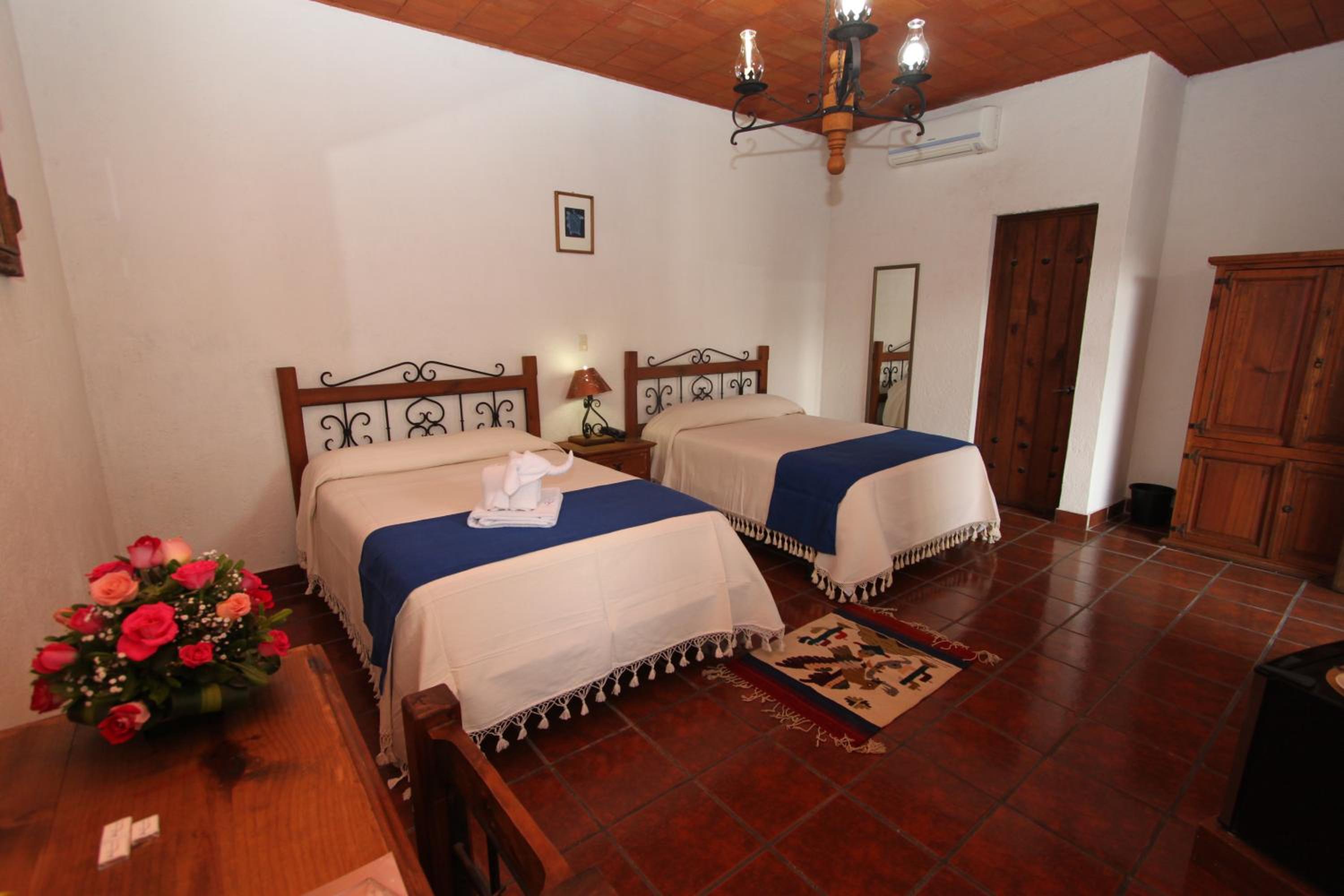 Junior Suite (2 Adults) photo 3