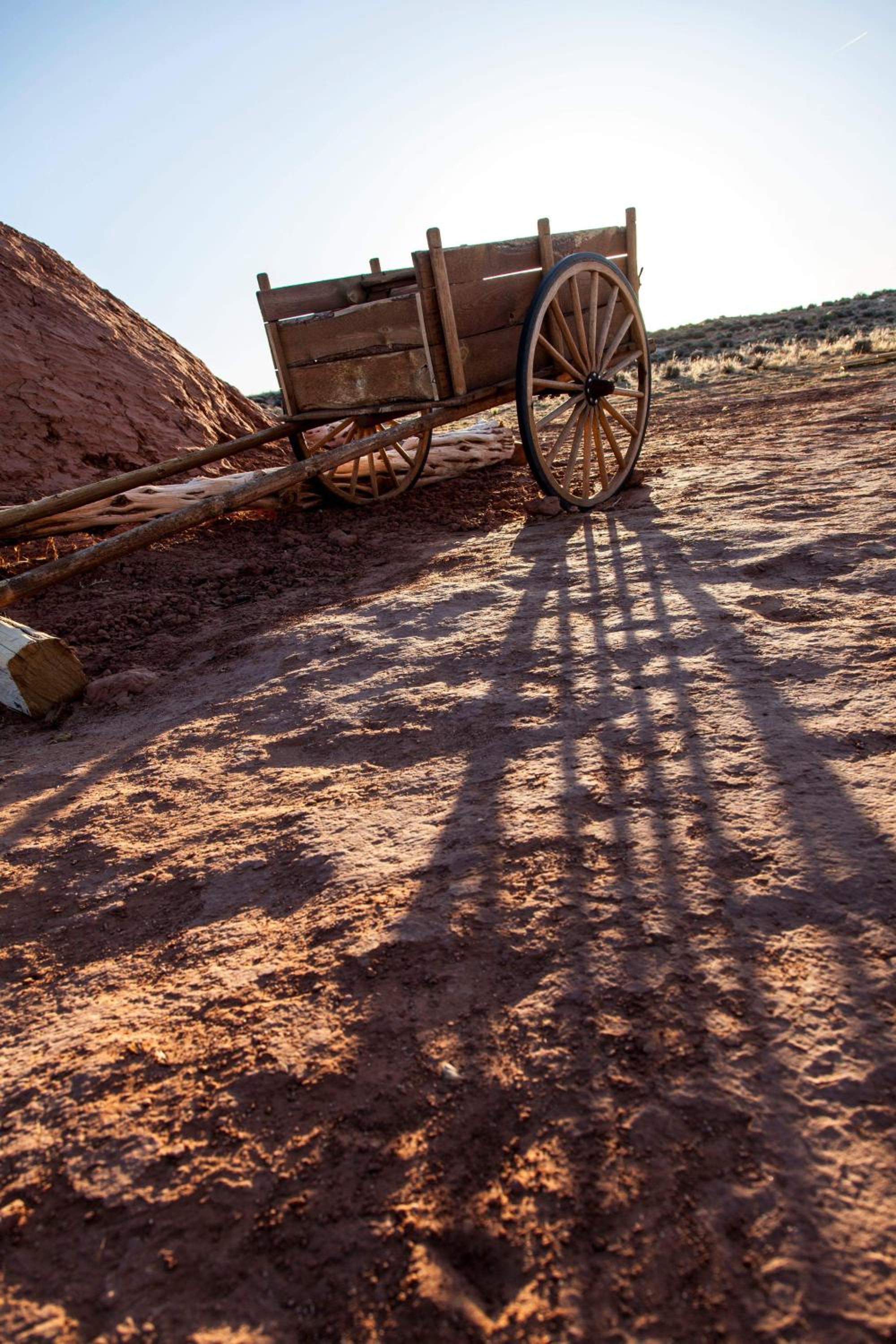 Traditional Navajo Hogan (2) - Photo 7