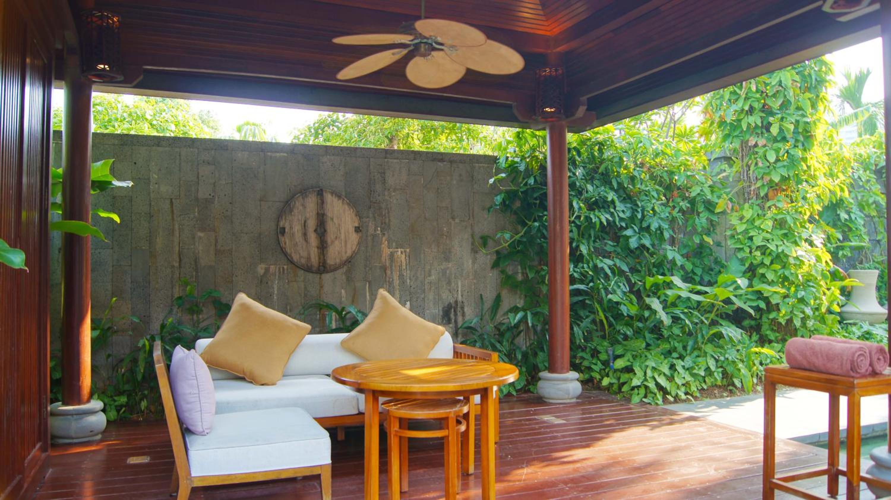 One bedroom SPA Pool Villa <First day Welcome fruit +Daily 4 pieces of free laundry service(T-Shirts only) + Need to make appointment 1 day in advance:  Complimentary daily 60 minutes message for one person only)> - Photo 10