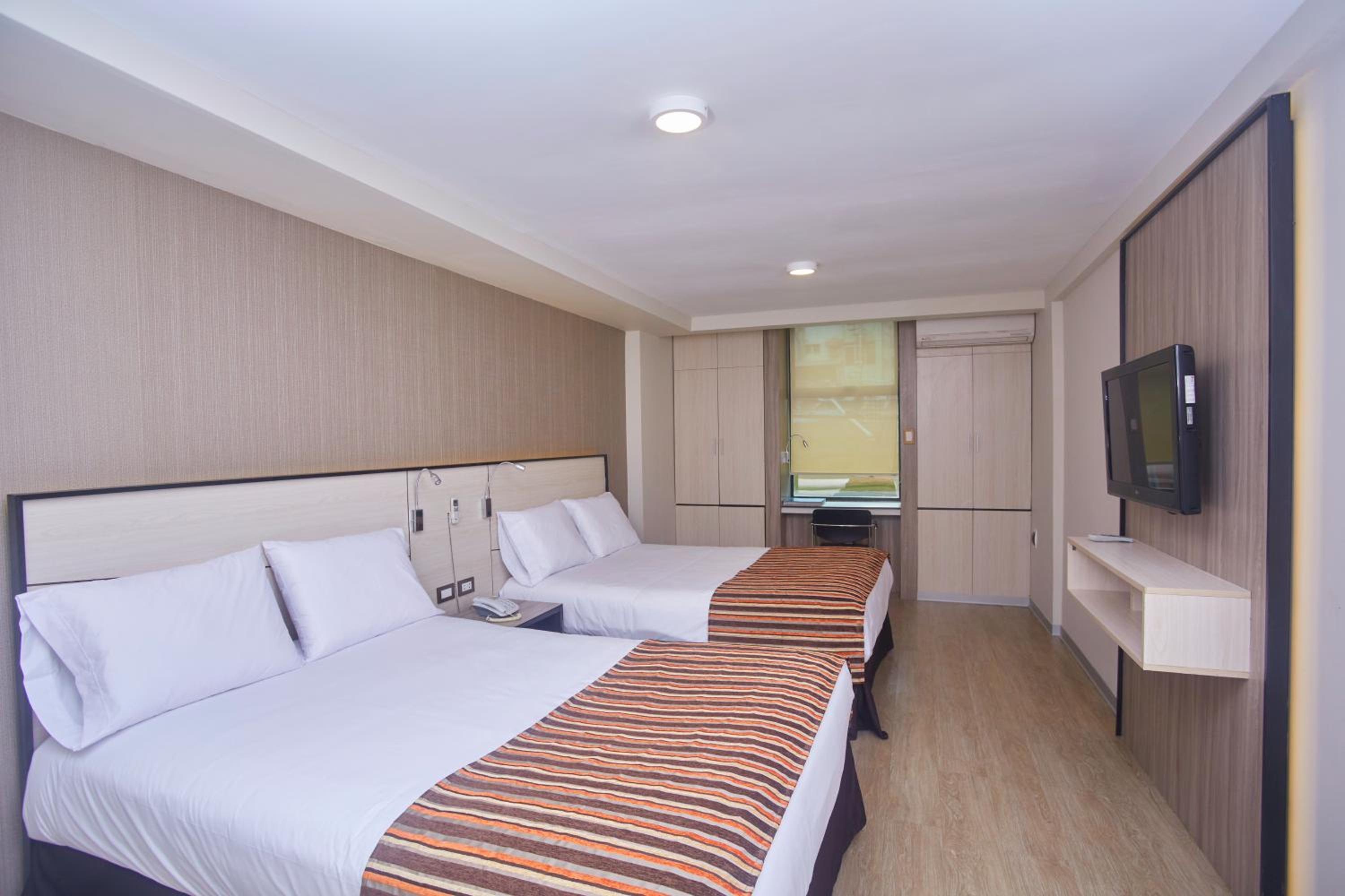 Triple Room photo 2