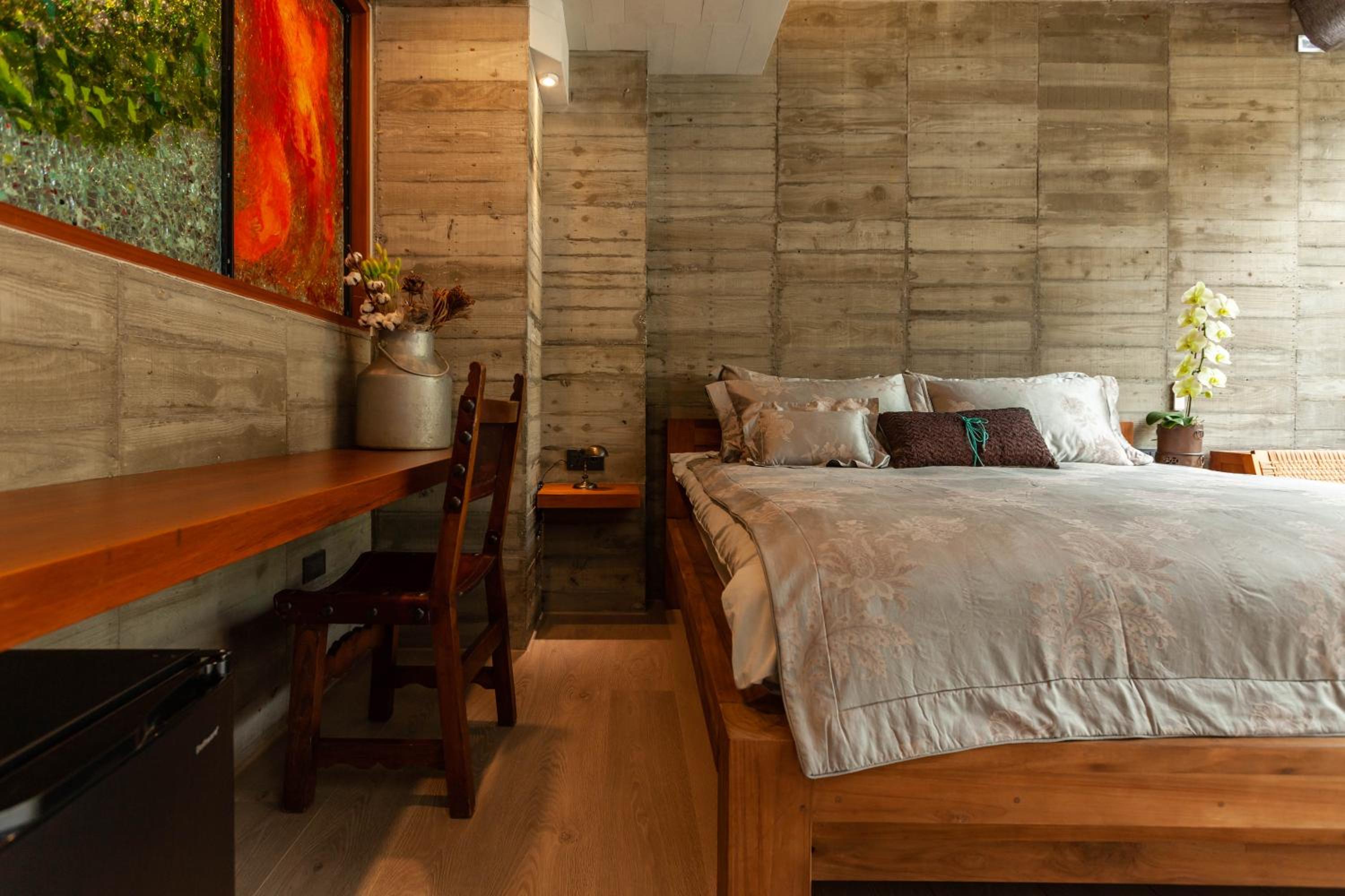 Quadruple Room with Private Bathroom photo 2