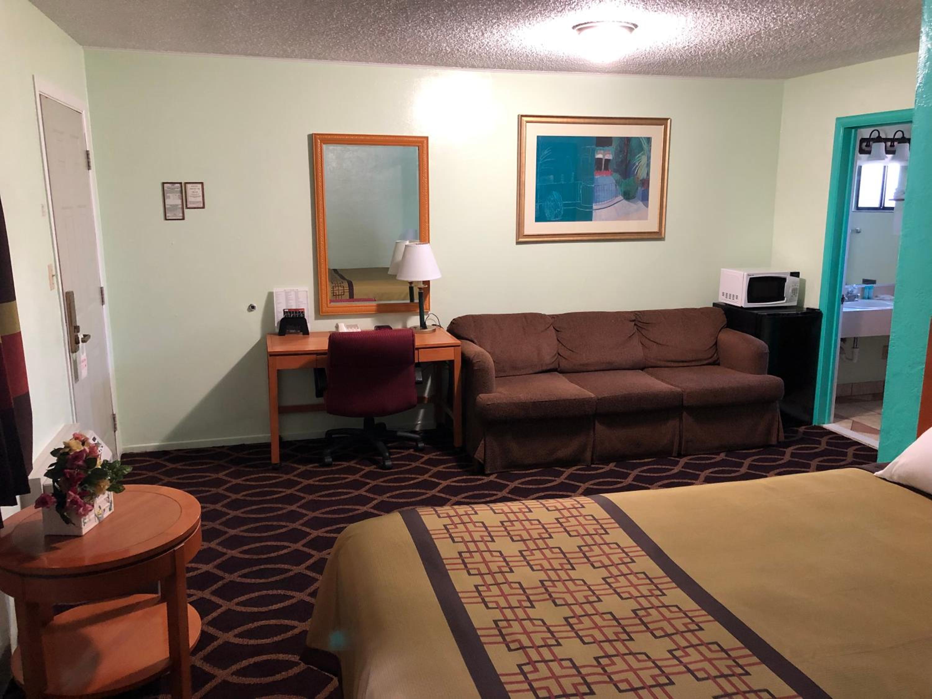 Family Two-Bedroom Suite - Photo 4