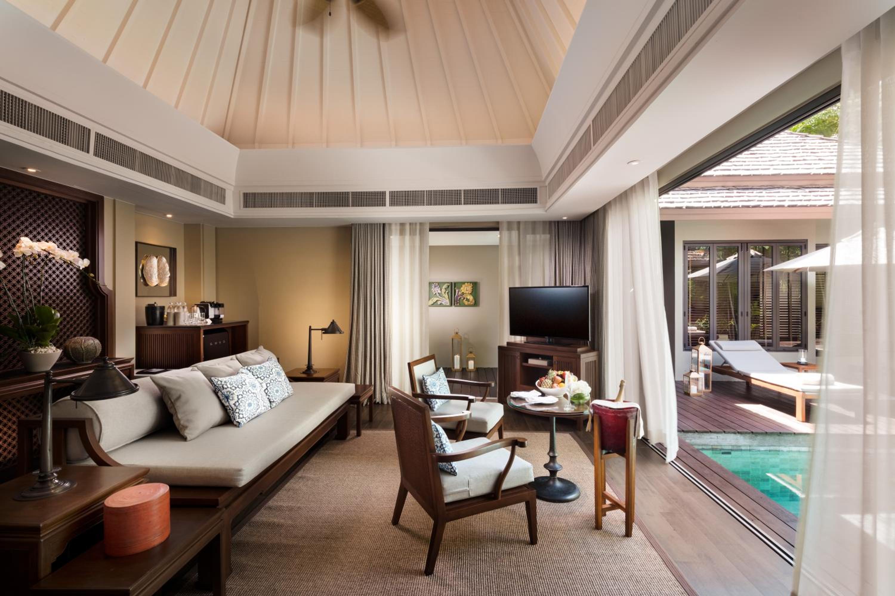 Two-Bedroom Layan Pool Villa photo 3