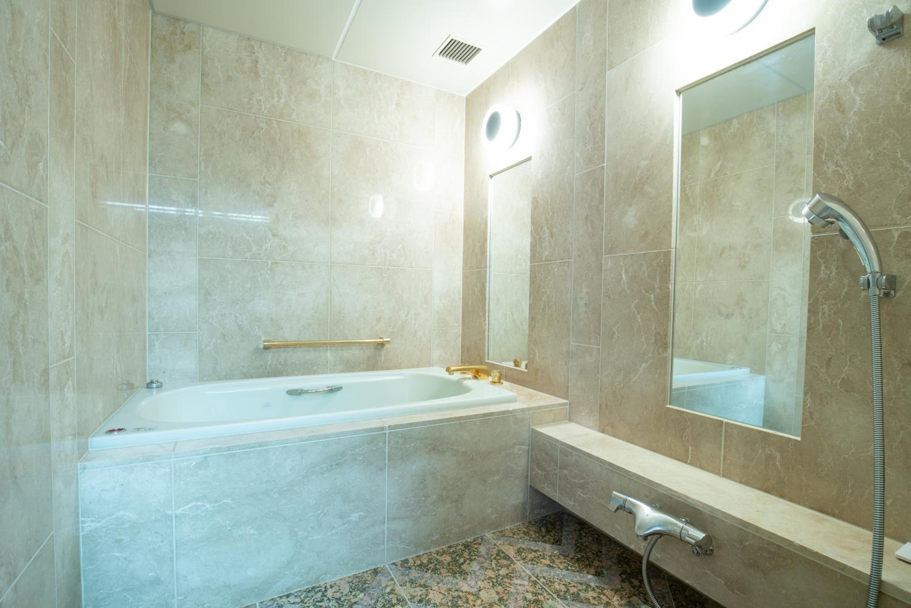 Luxury Twin Room photo 2