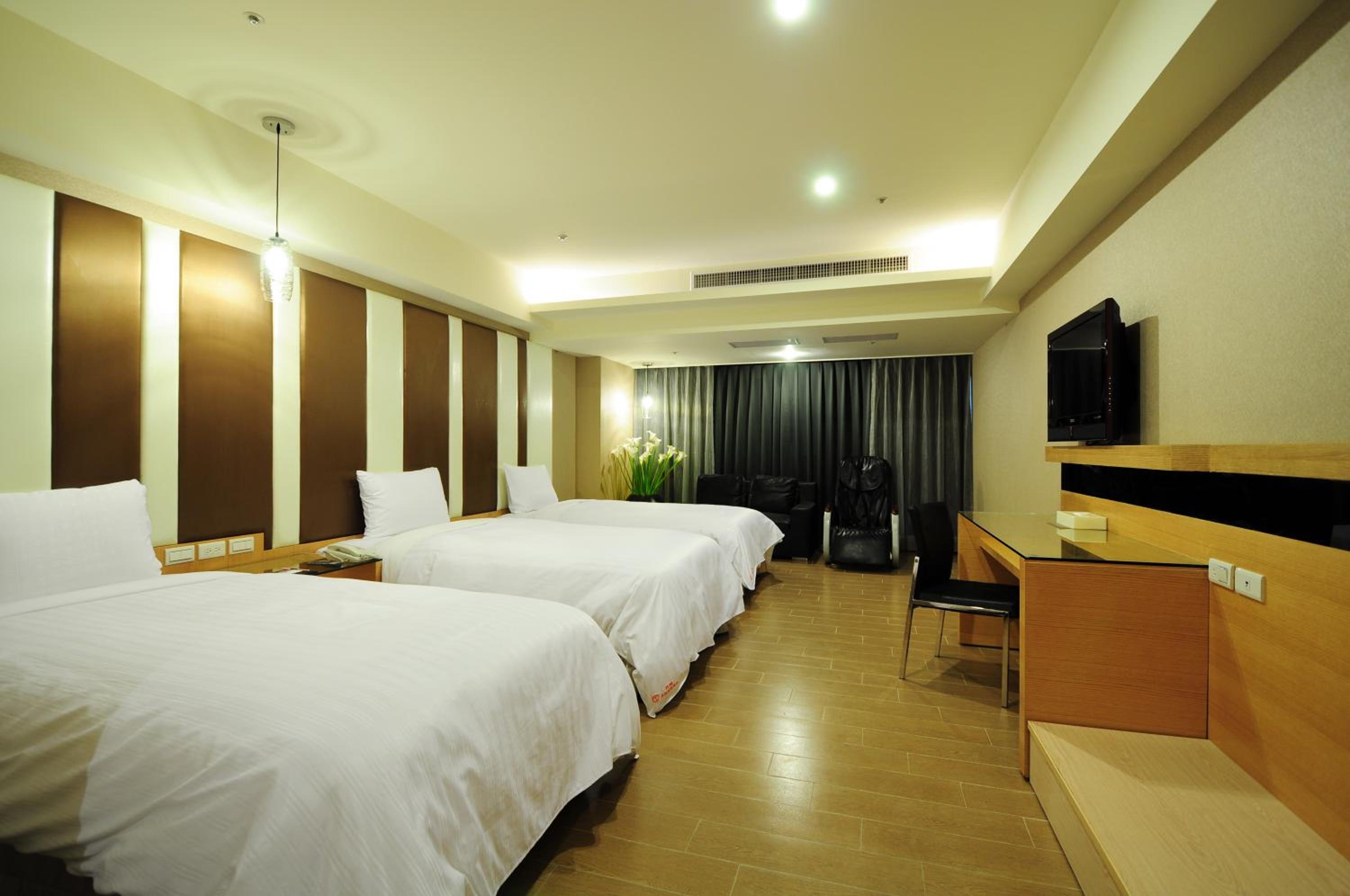 Deluxe Triple Room