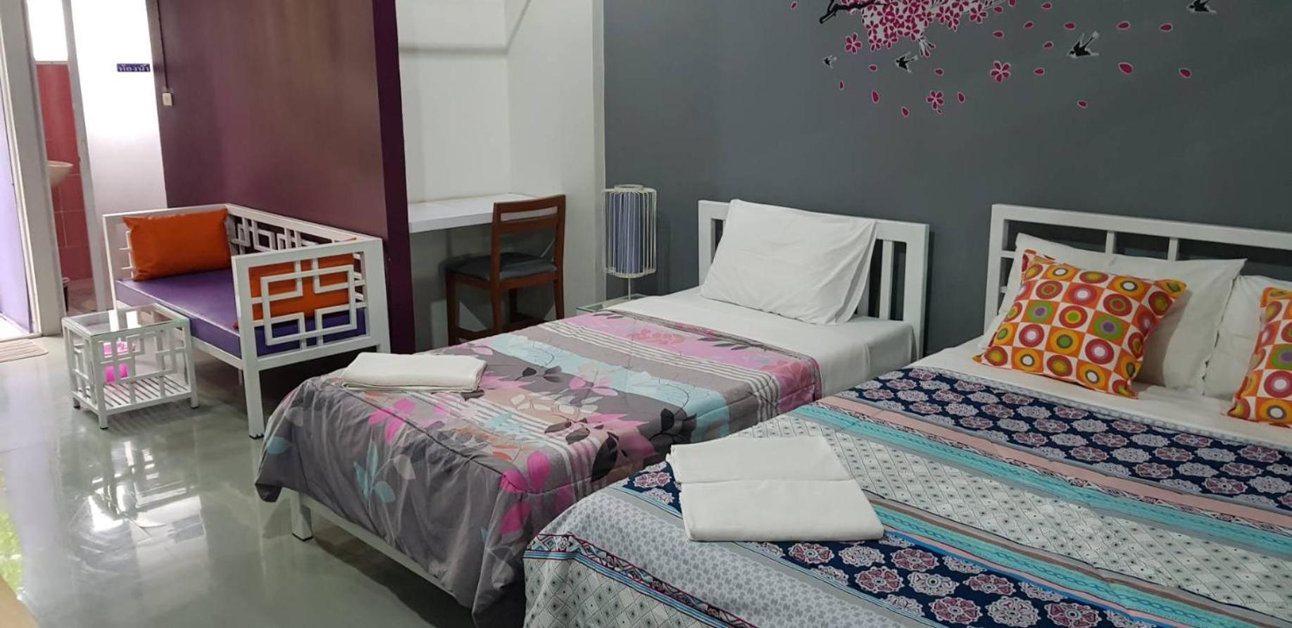 Deluxe Room - Photo 26