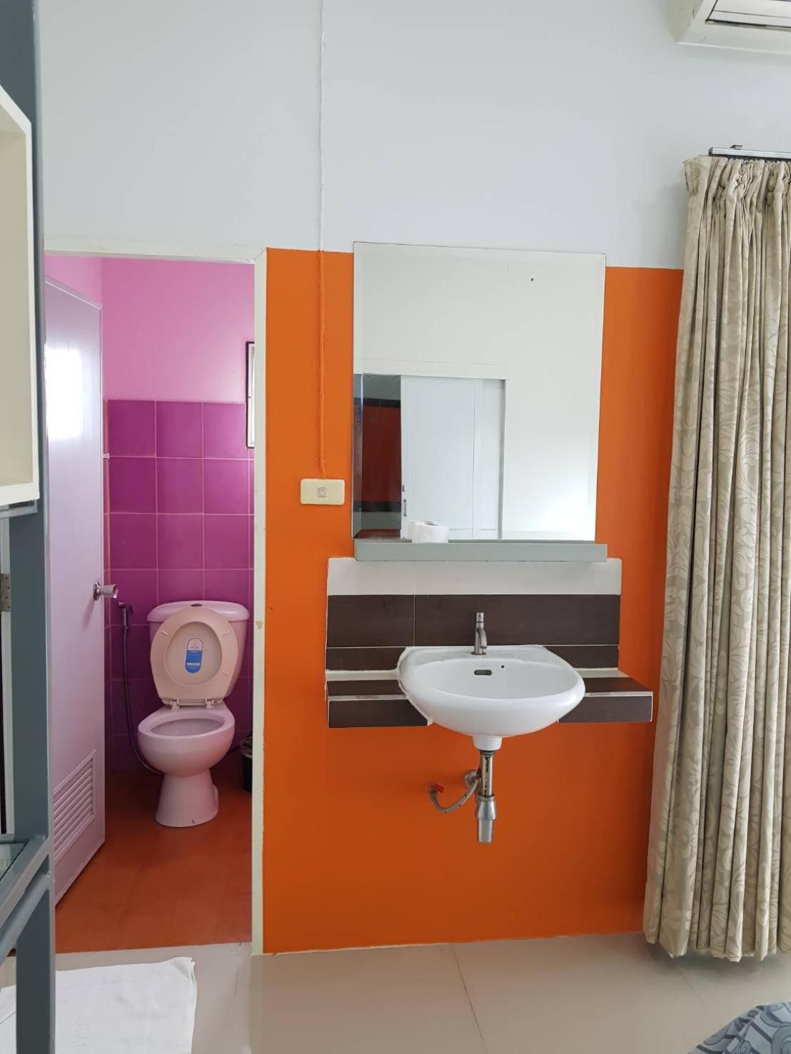 Deluxe Room - Photo 18