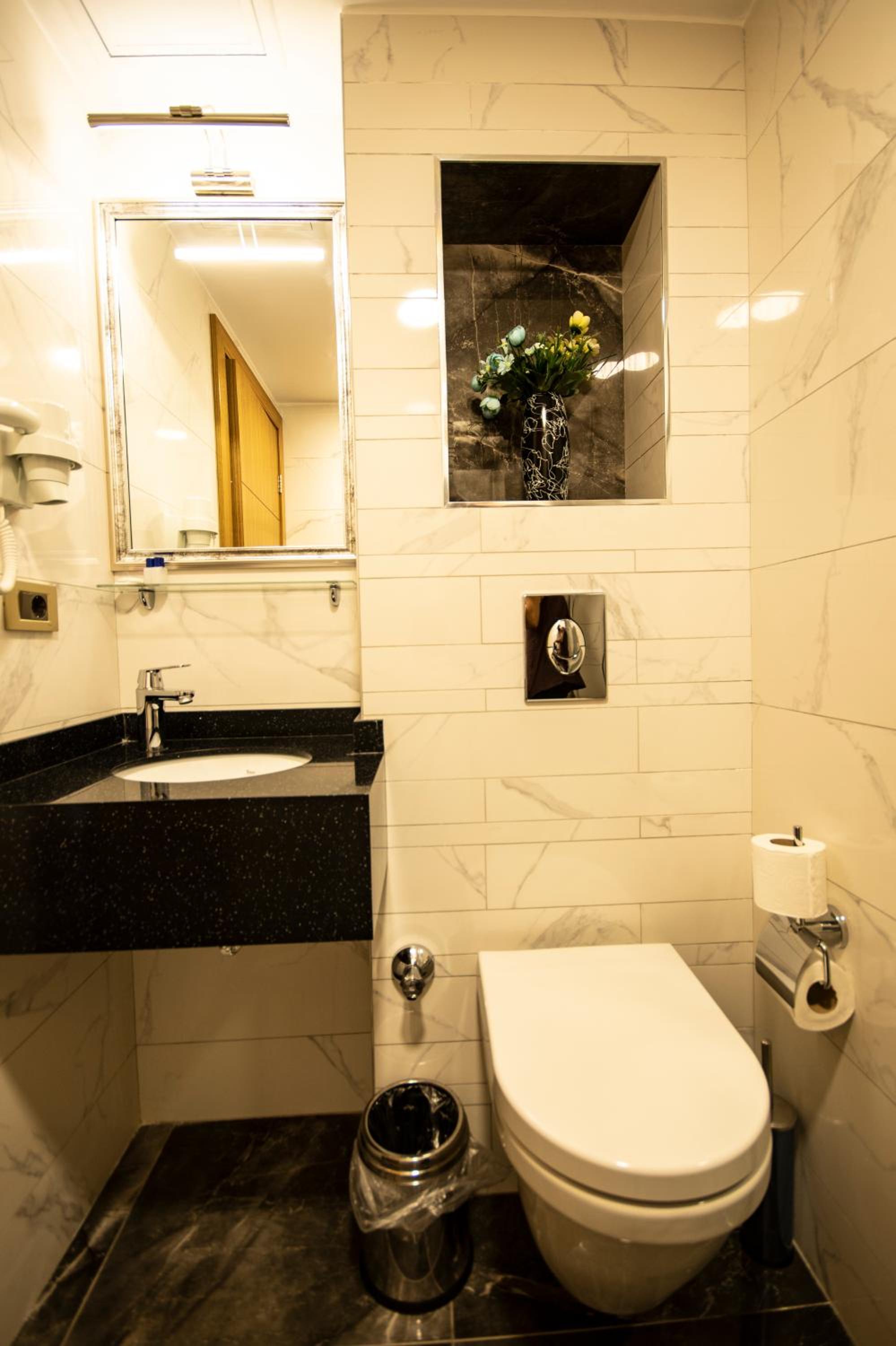 Single Room photo 2