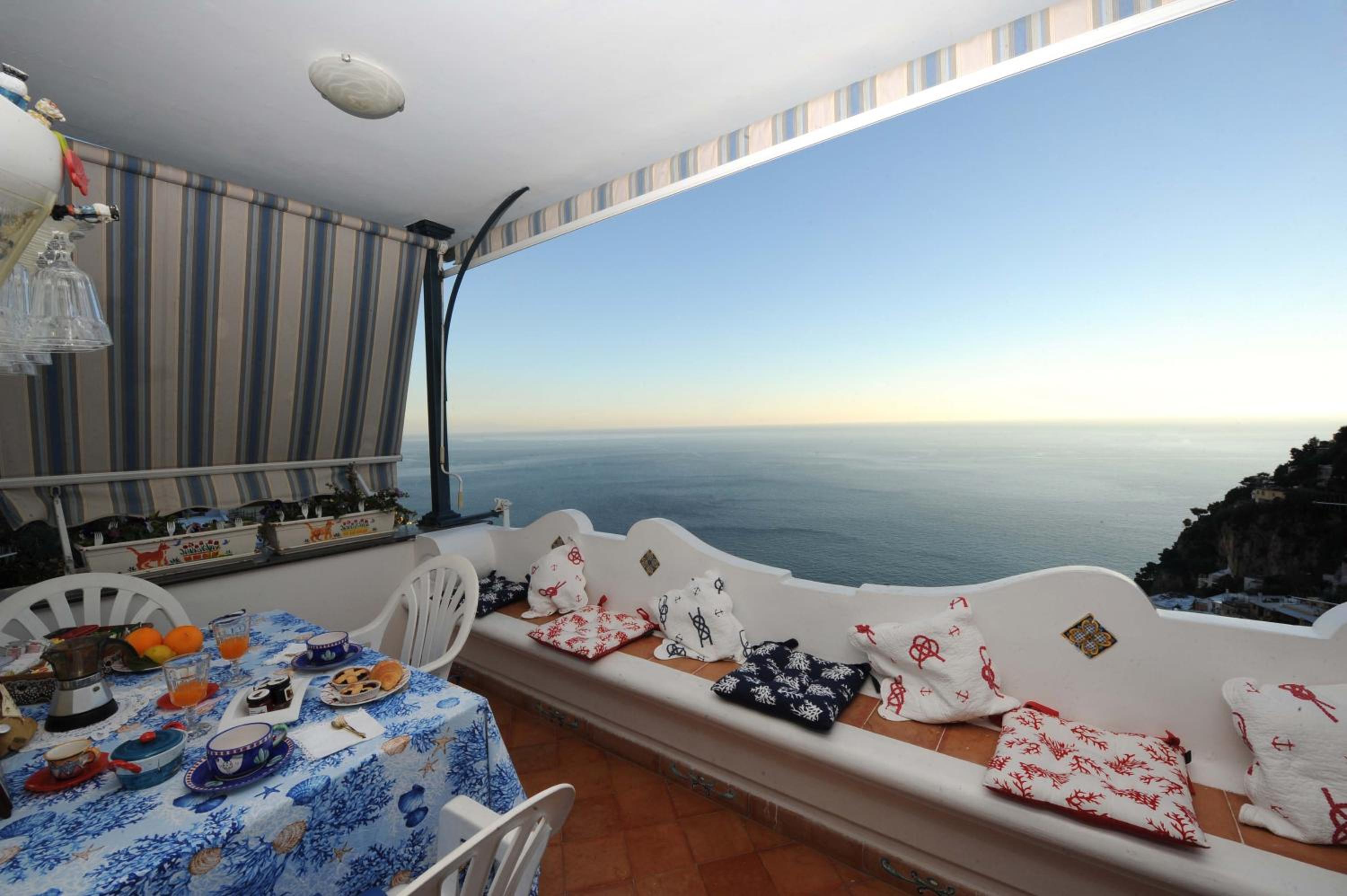 Two-Bedroom House - Photo 30