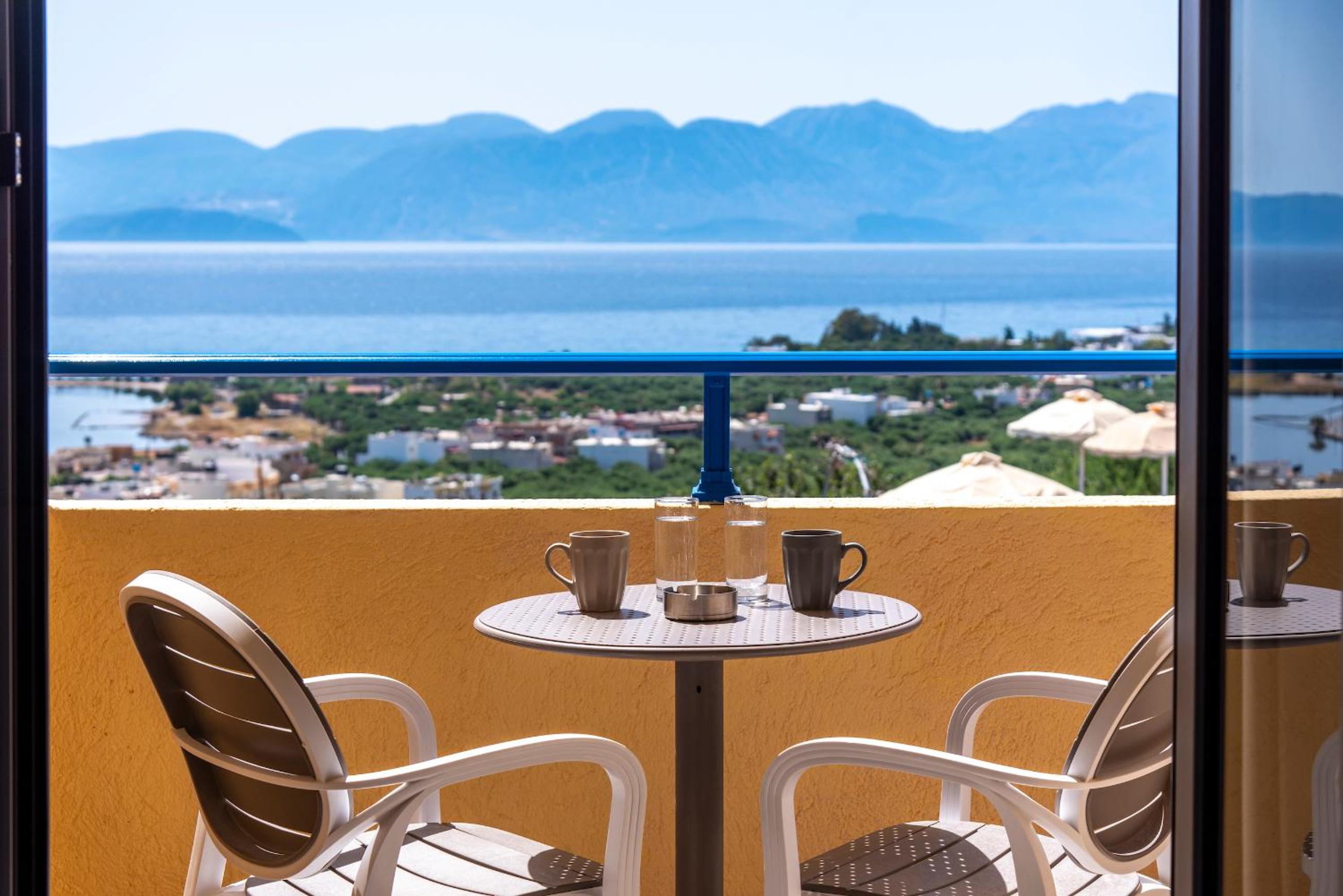 Superior Apartment with Panoramic Sea View photo 3