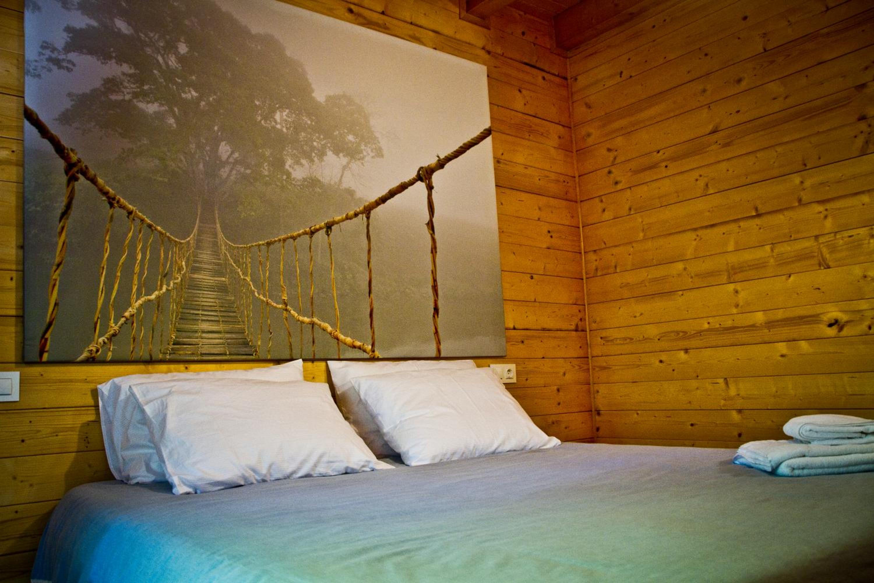 One-Bedroom Apartment with Private Garden photo 2