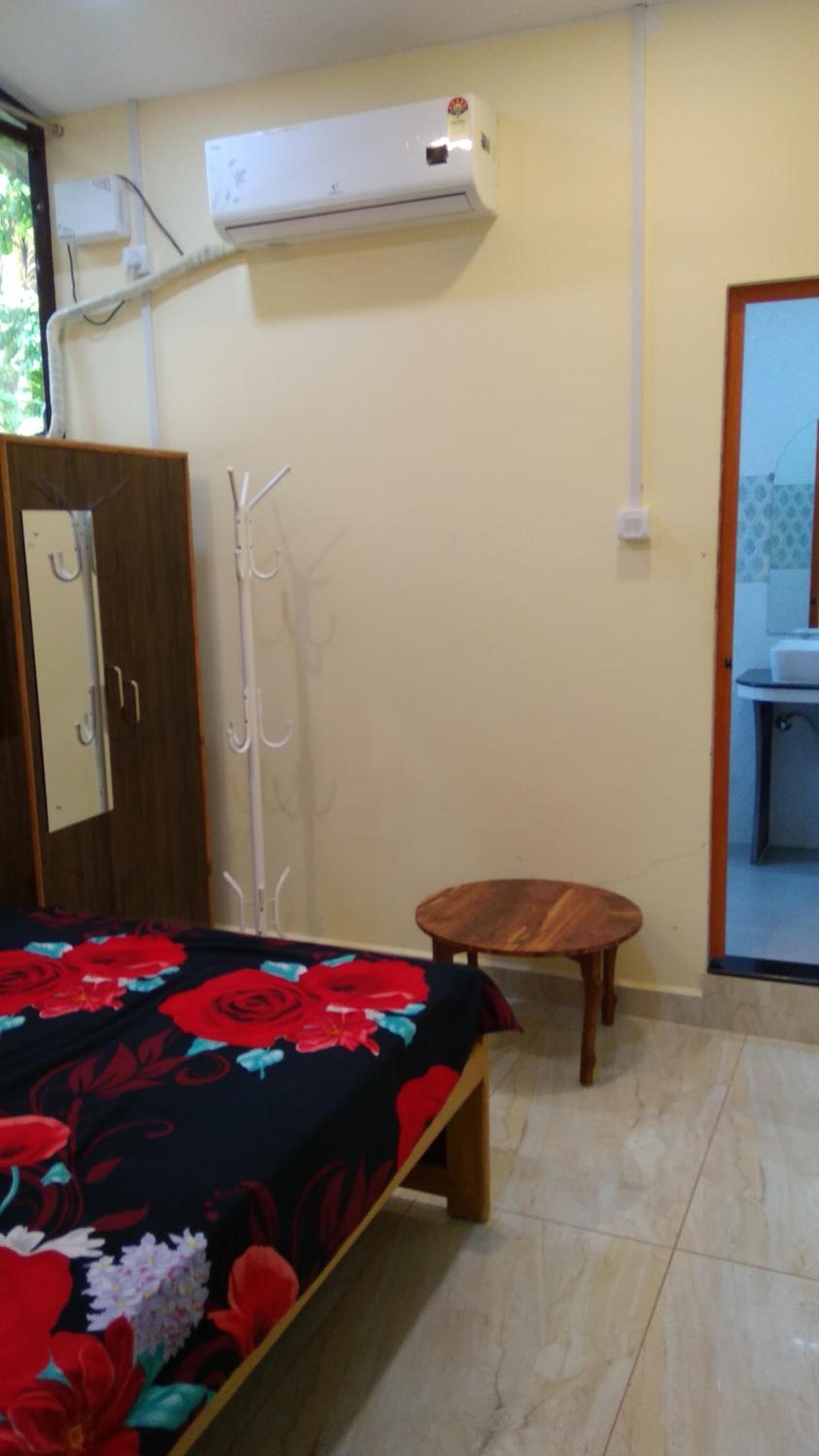 One-Bedroom House photo 3