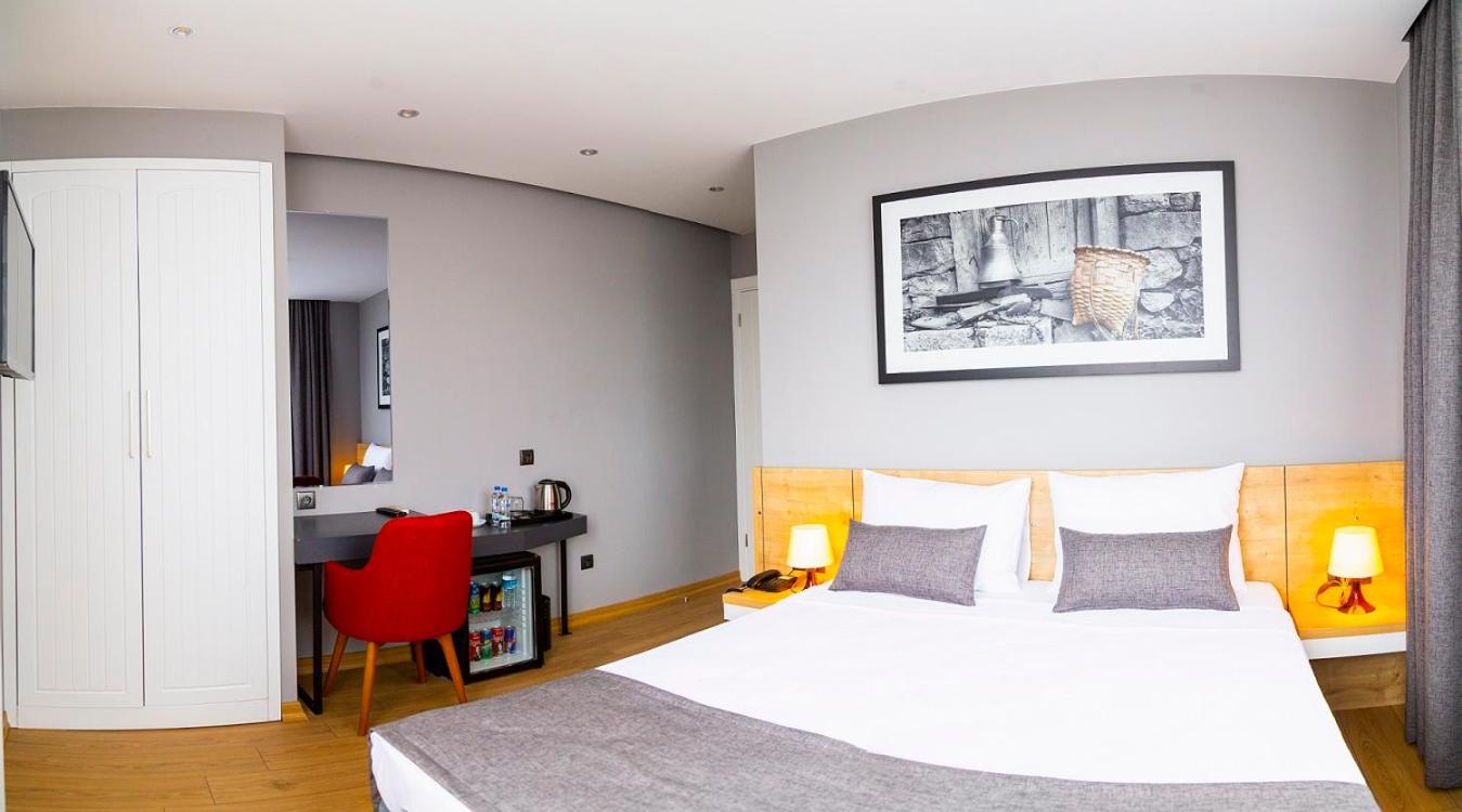 Double Room - Photo 1