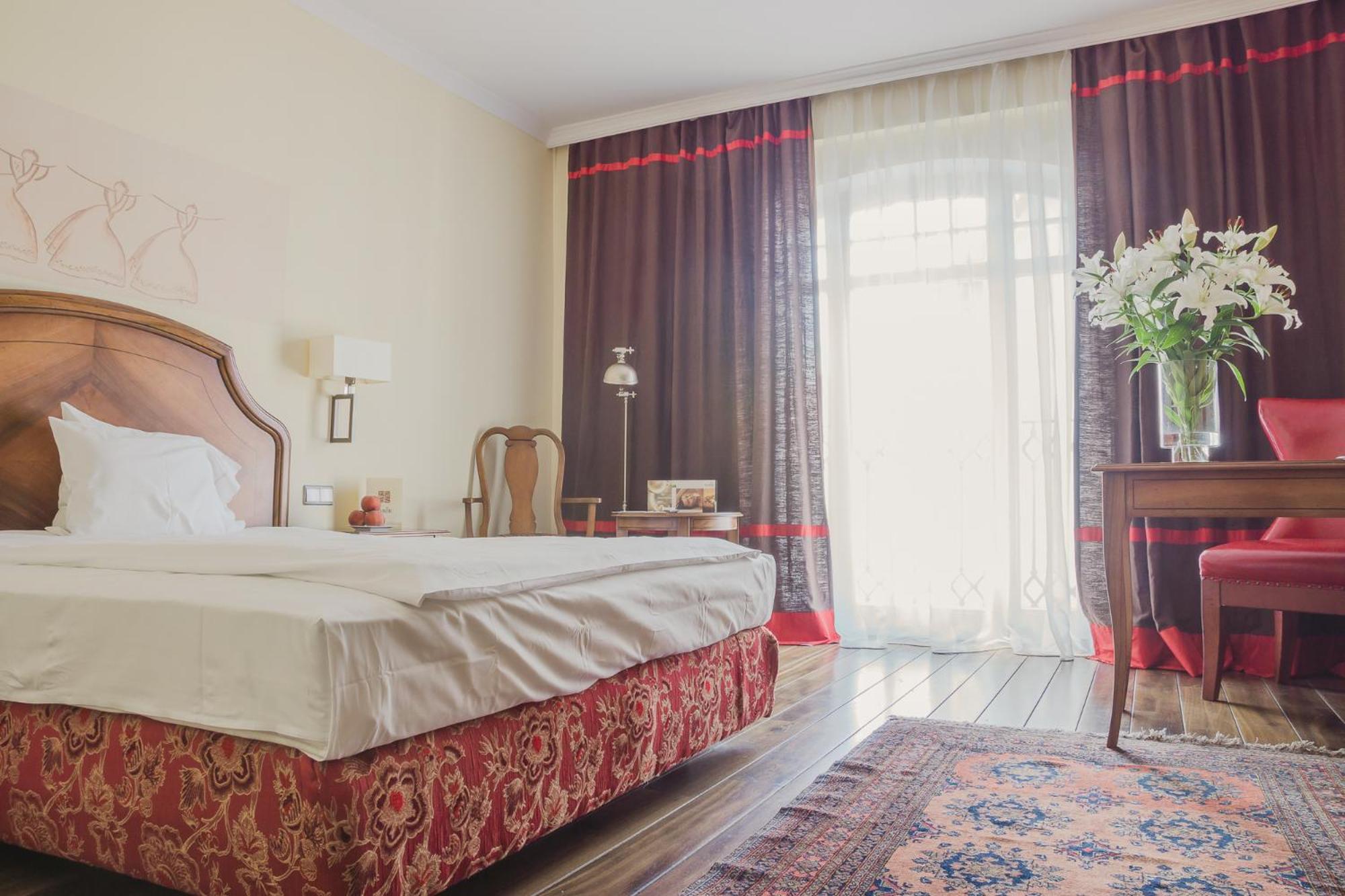 Double or Twin Room photo 3
