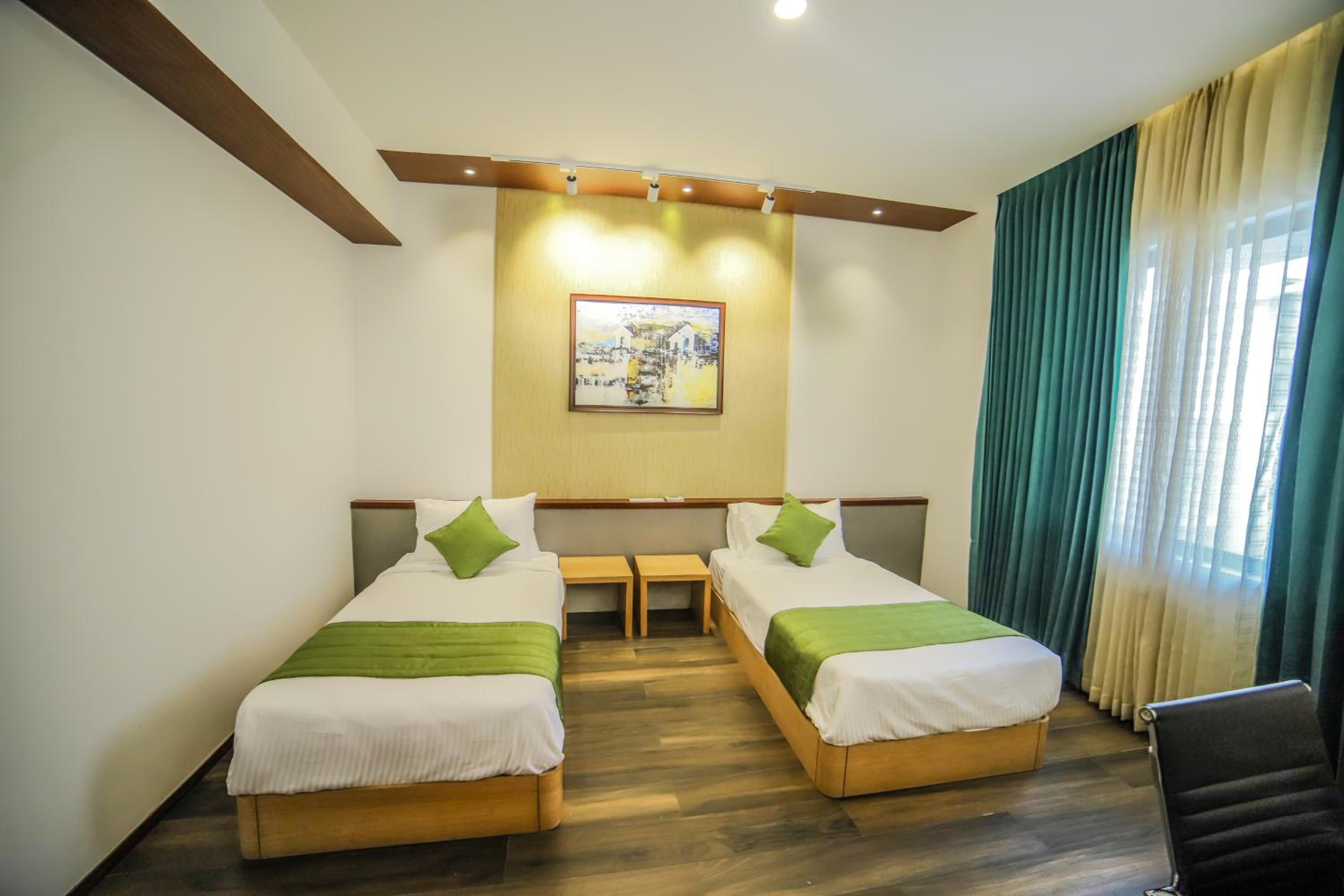 Deluxe Double Room - Photo 3