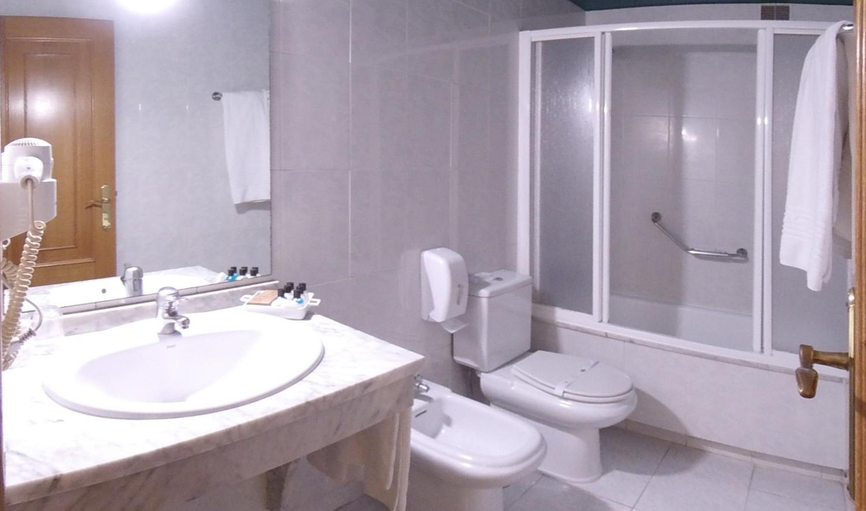 Small Double Room photo 2