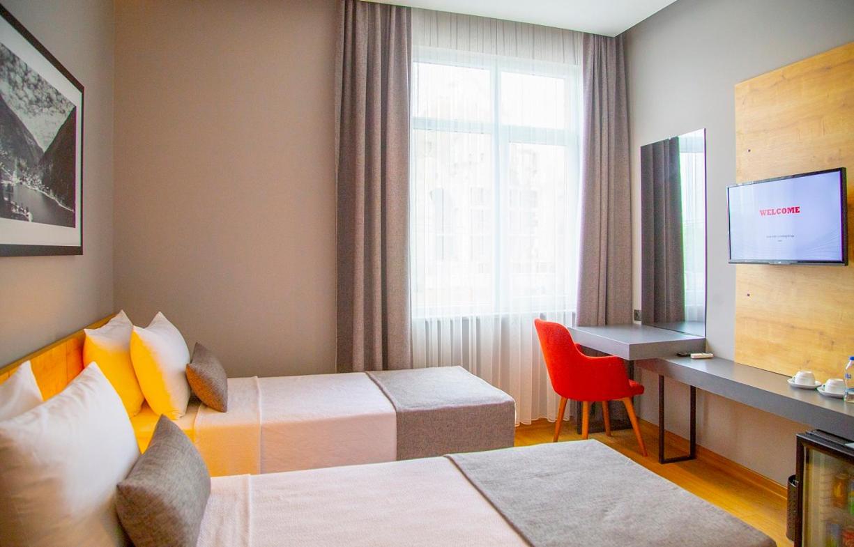 Double or Twin Room with Bathroom