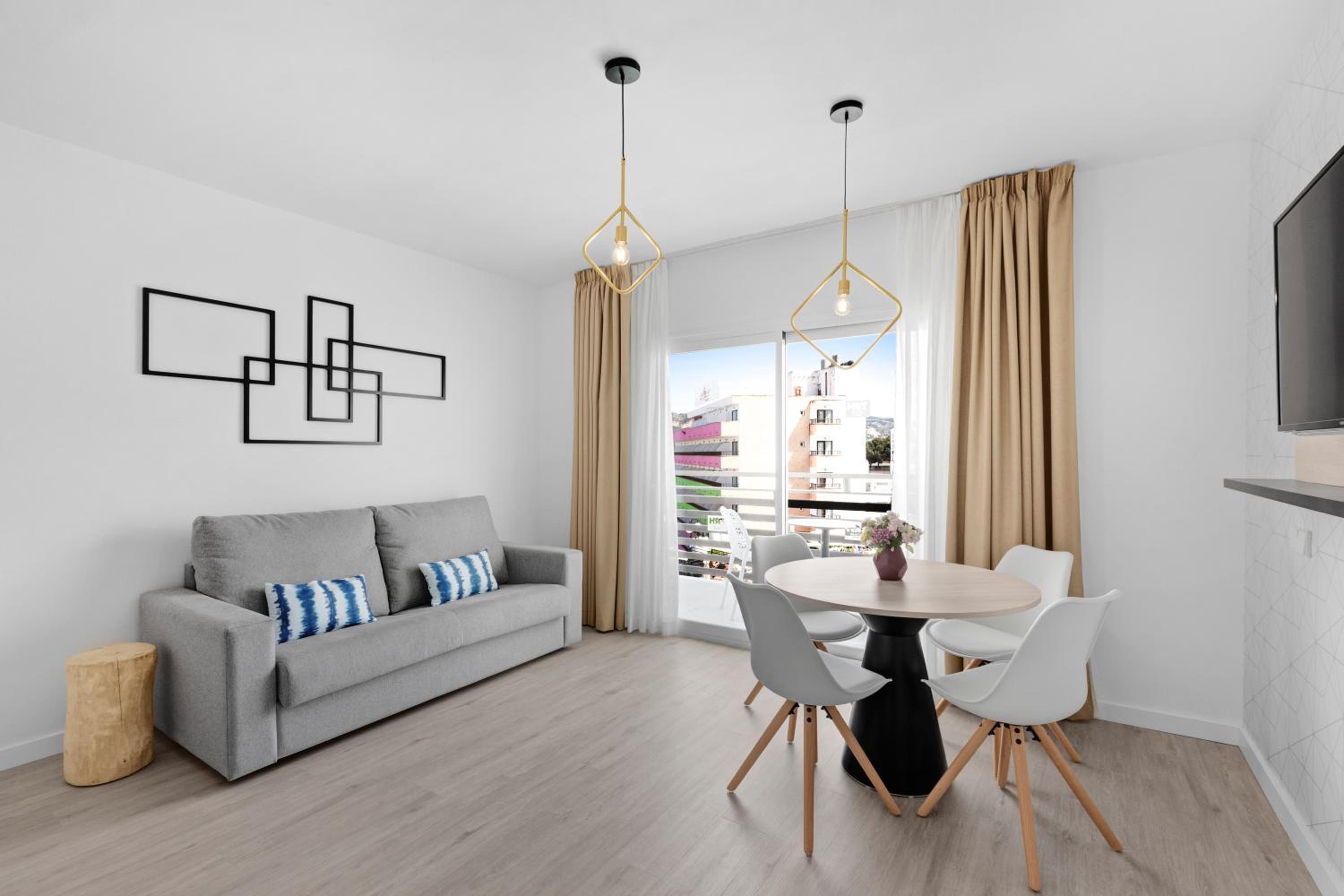 Apartment - Photo 12