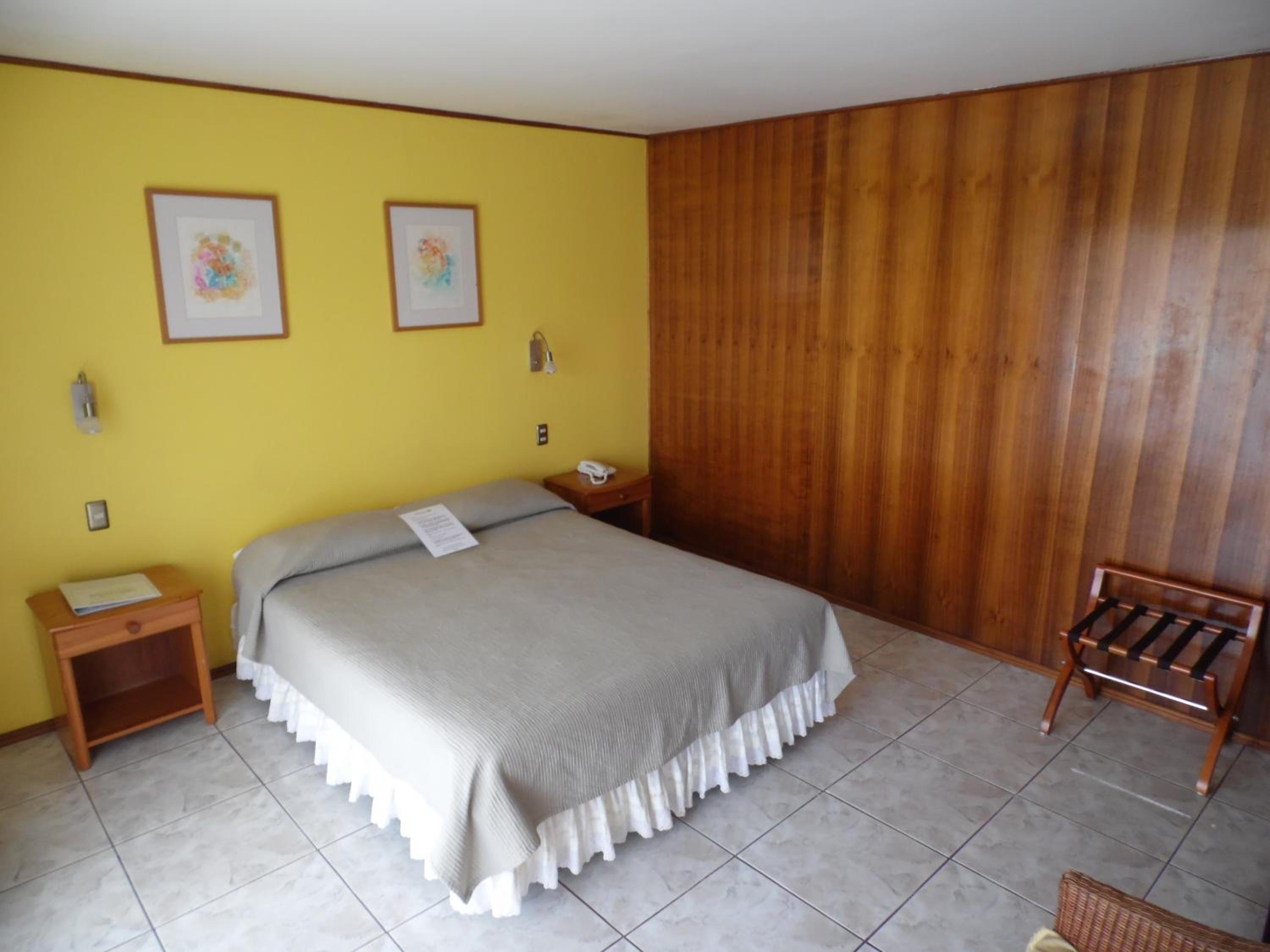 Double or Twin Room photo 2