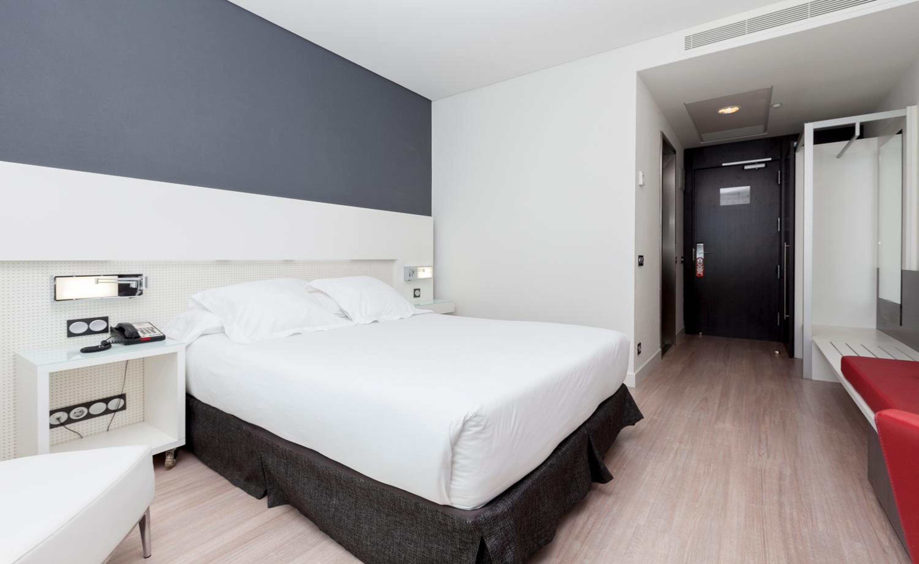 Habitación Doble Premium con servicio de transporte gratuito al aeropuerto.