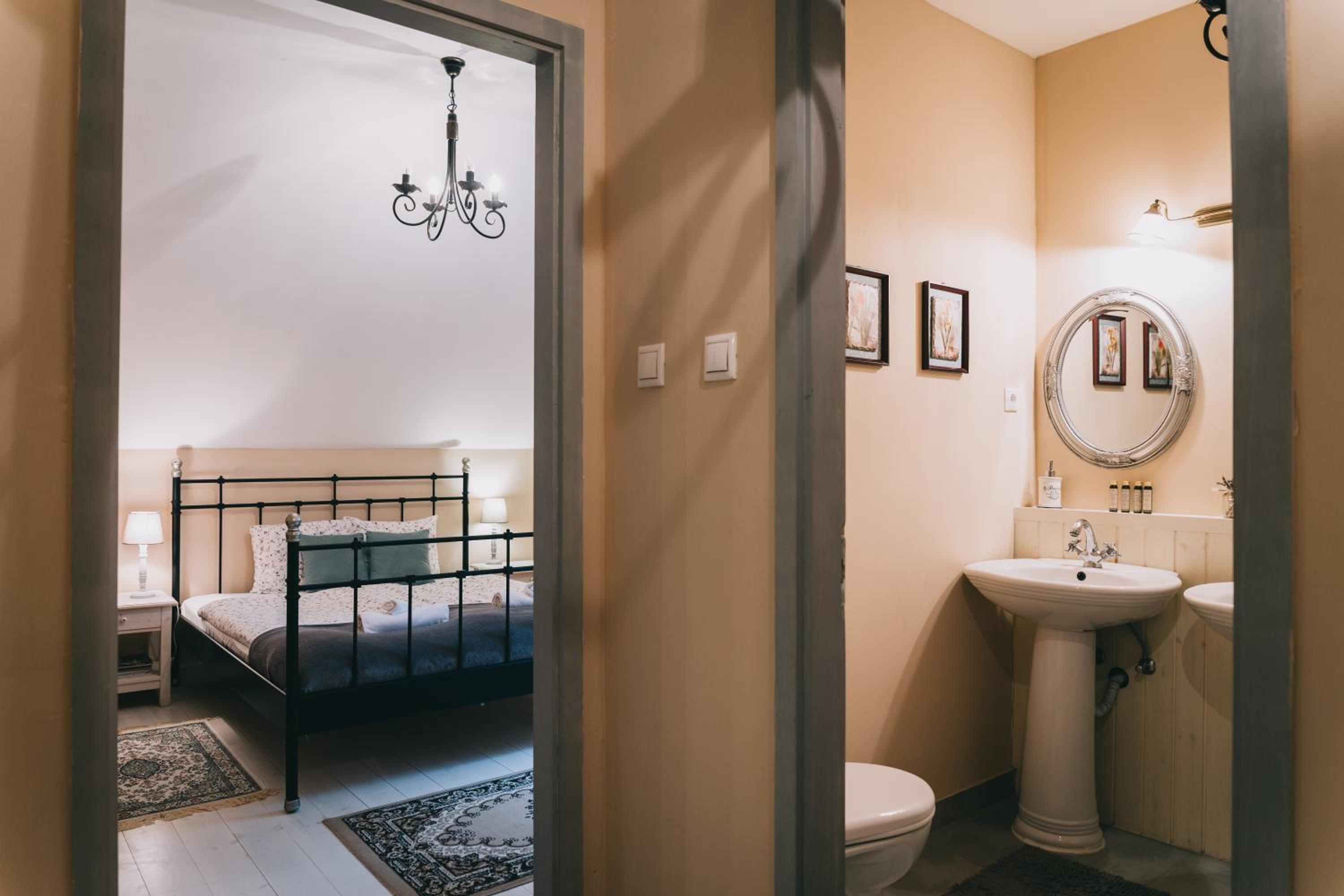 Suite photo 1