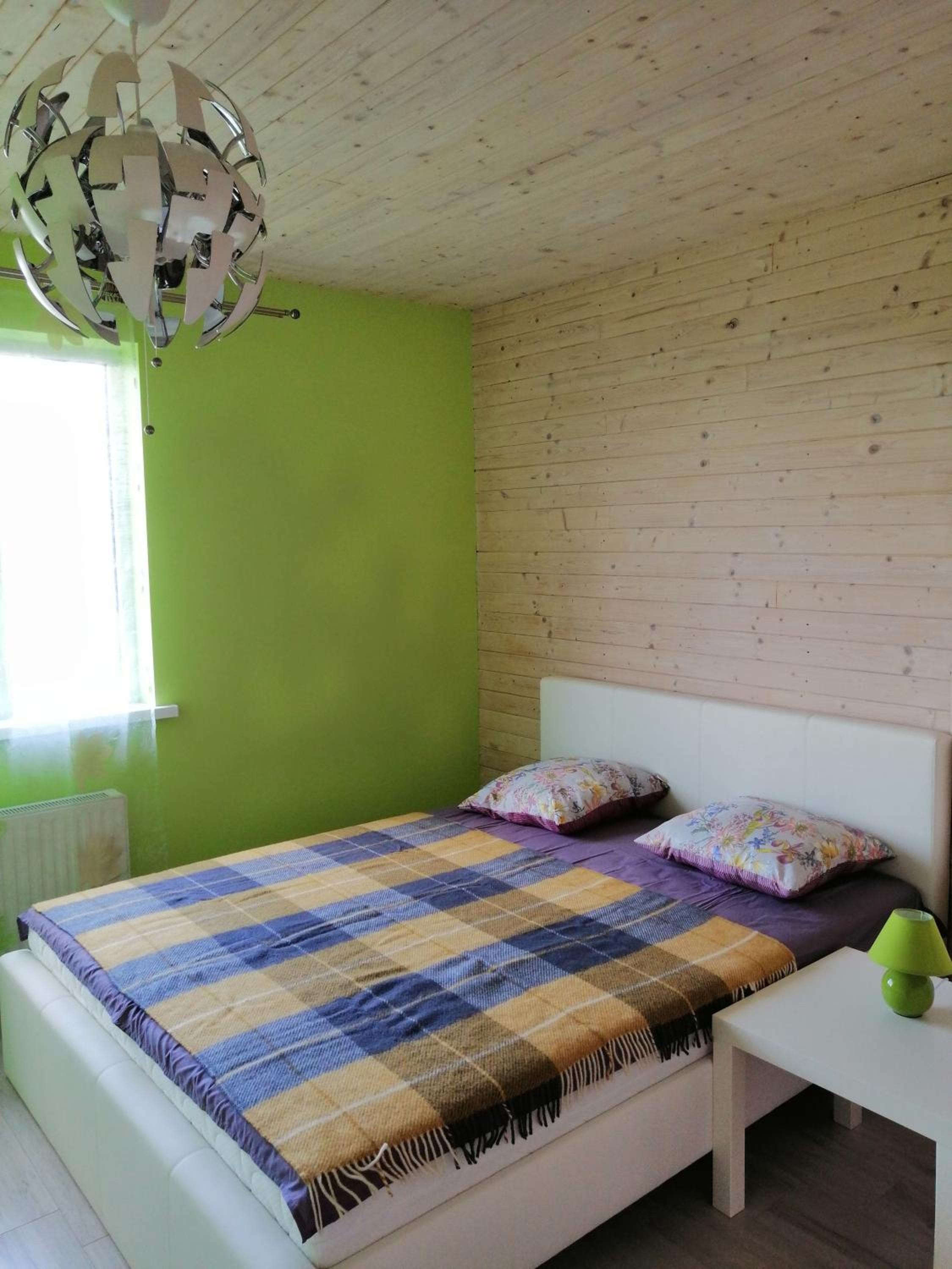 Three-Bedroom House - Photo 3