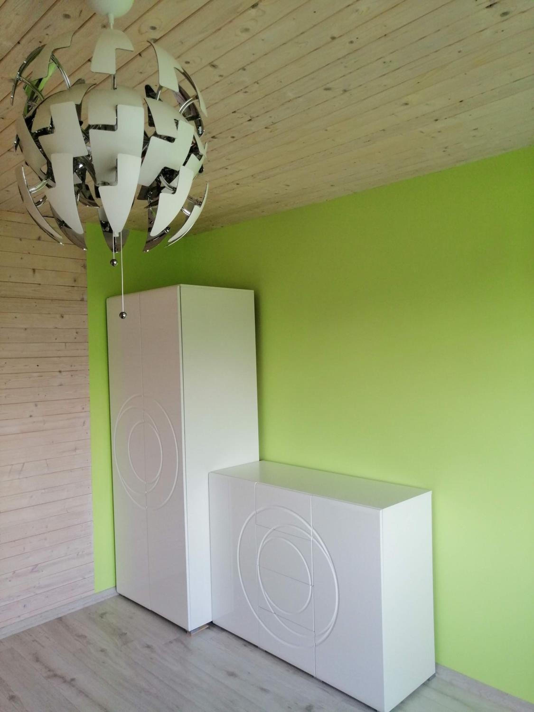Three-Bedroom House - Photo 7