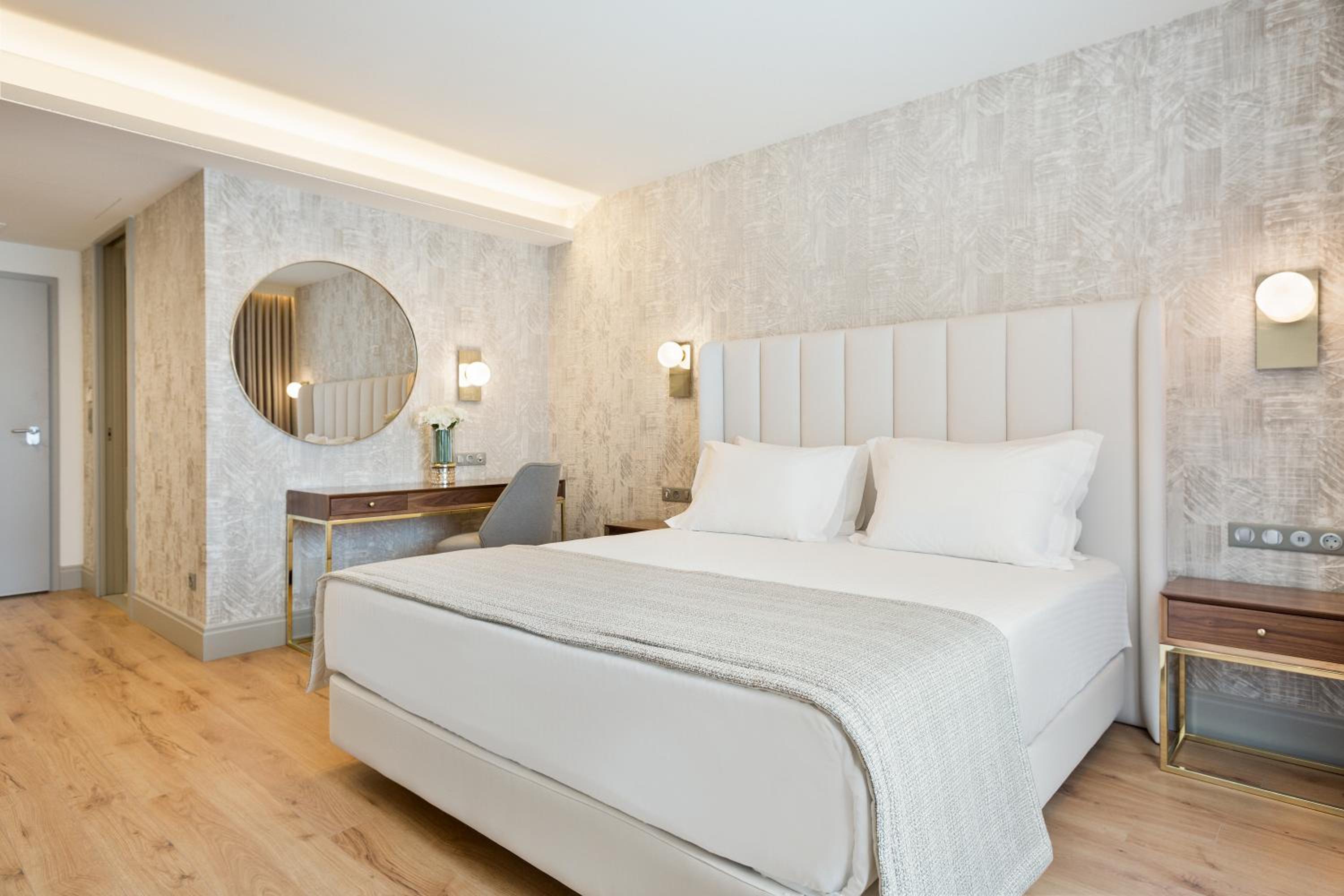 Standard Double Room - Photo 1