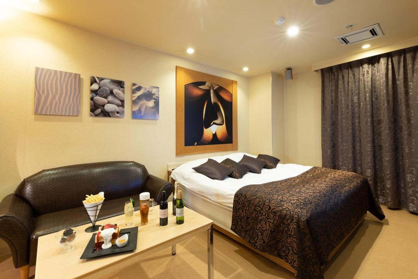 Double Room - Photo 3