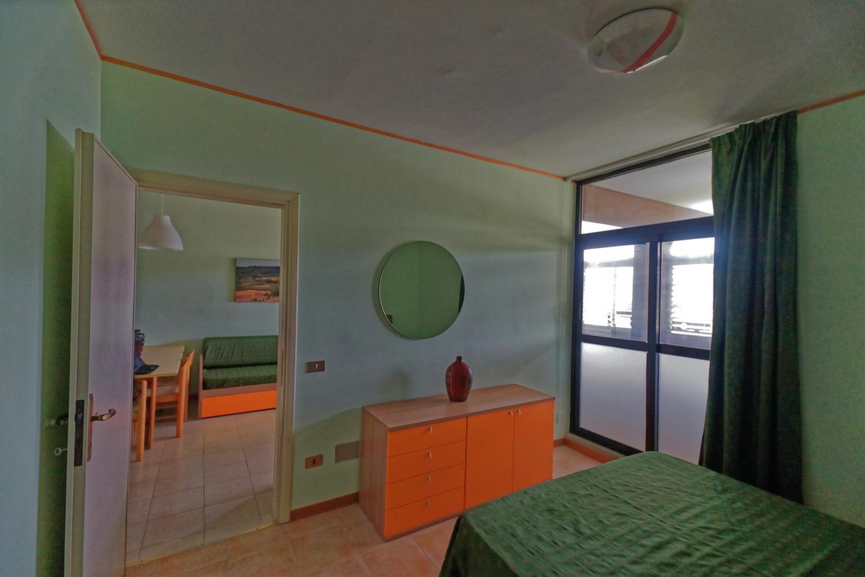 One-Bedroom Apartment (4 Adults) photo 1