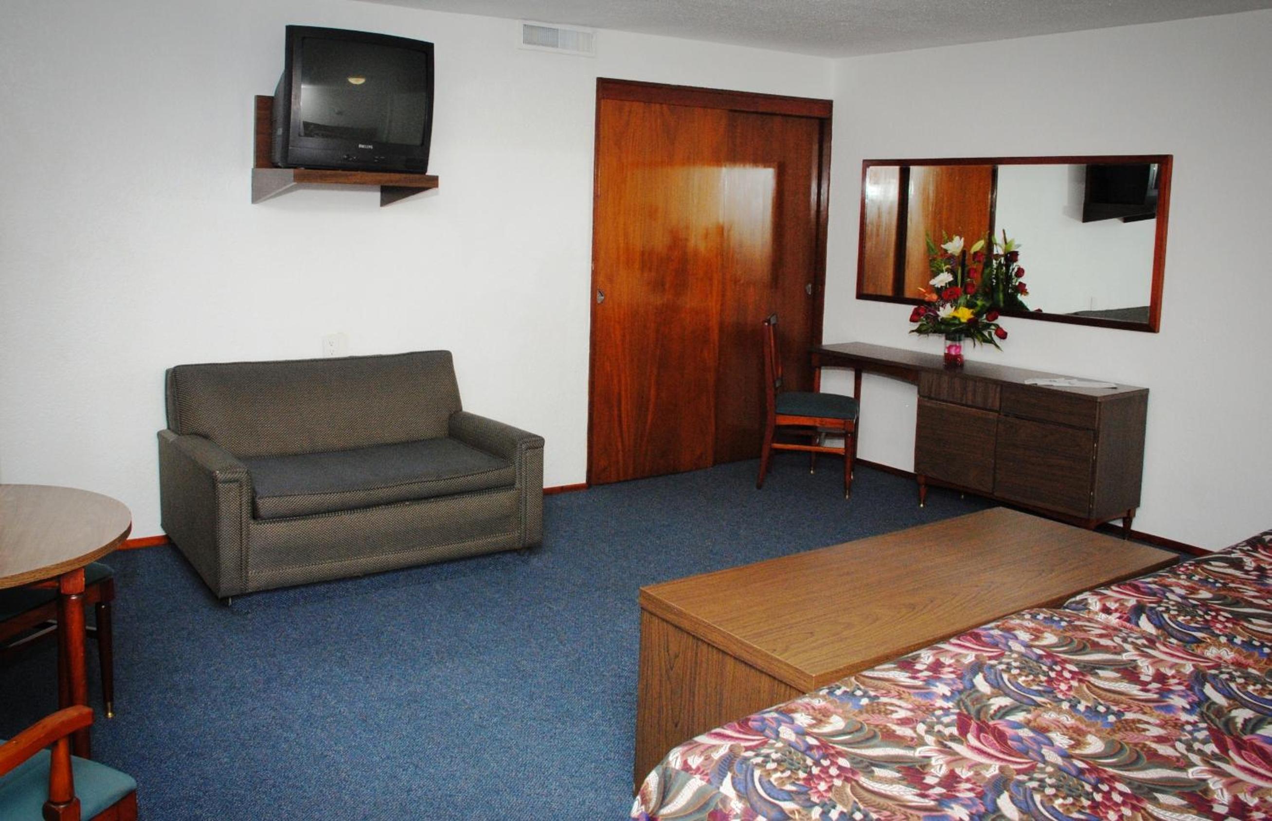 Double Room with Two Double Beds photo 3